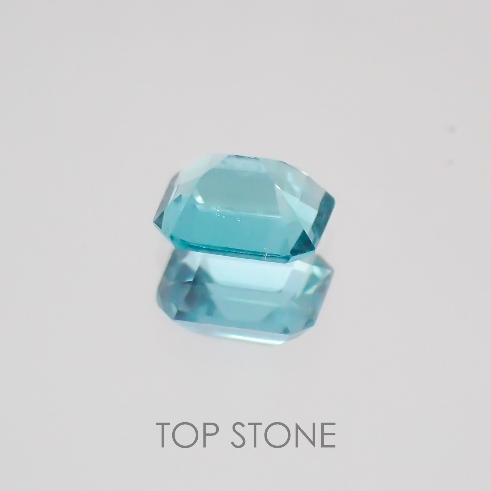 グランディディエライト マダガスカル産 ルース 0.14ct[21029839]3.6×2.8mm前後