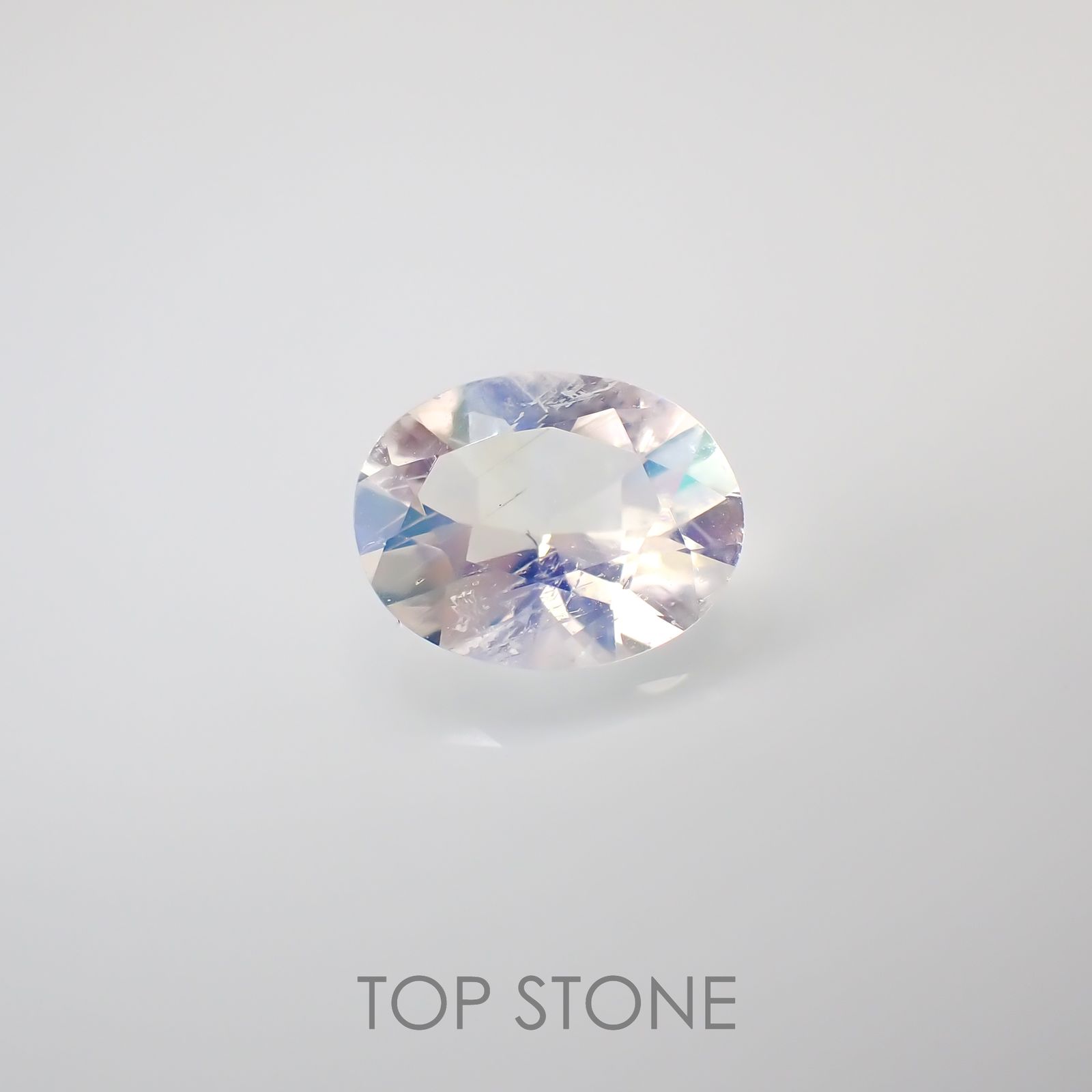レインボームーンストーン(宝石名ラブラドライト)タンザニア産 1.08ct 識別済[220817476]8.1x6.4mm前後