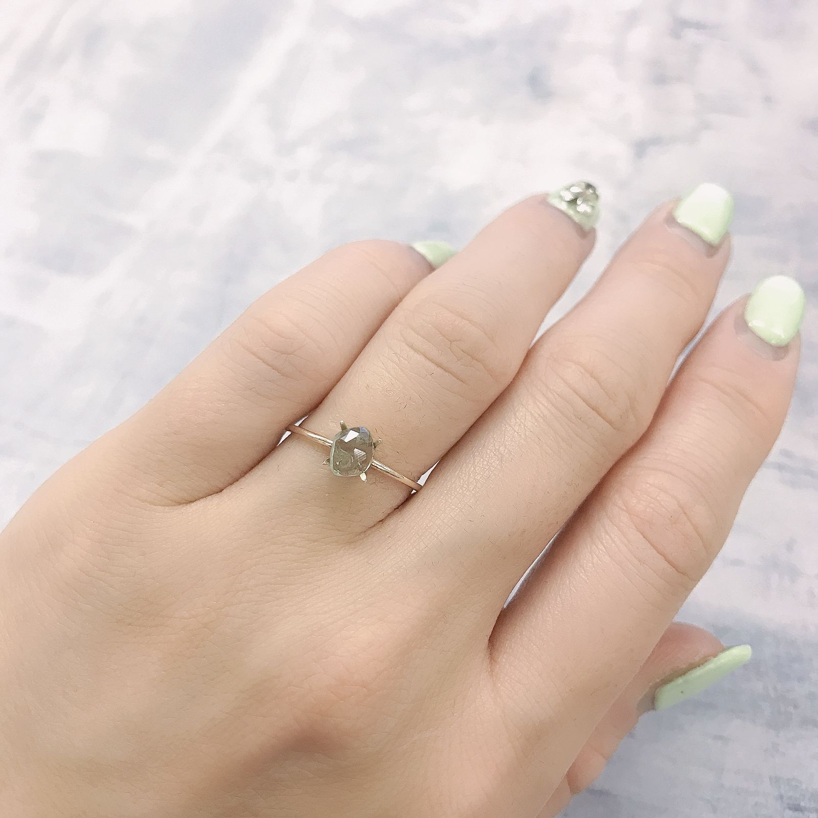 ◇ローズカット◇バナジウムコーネルピン(宝石名コーネルピン)タンザニア・タンガ州産 0.66ct 識別済[220115550]5.6x4.6mm前後