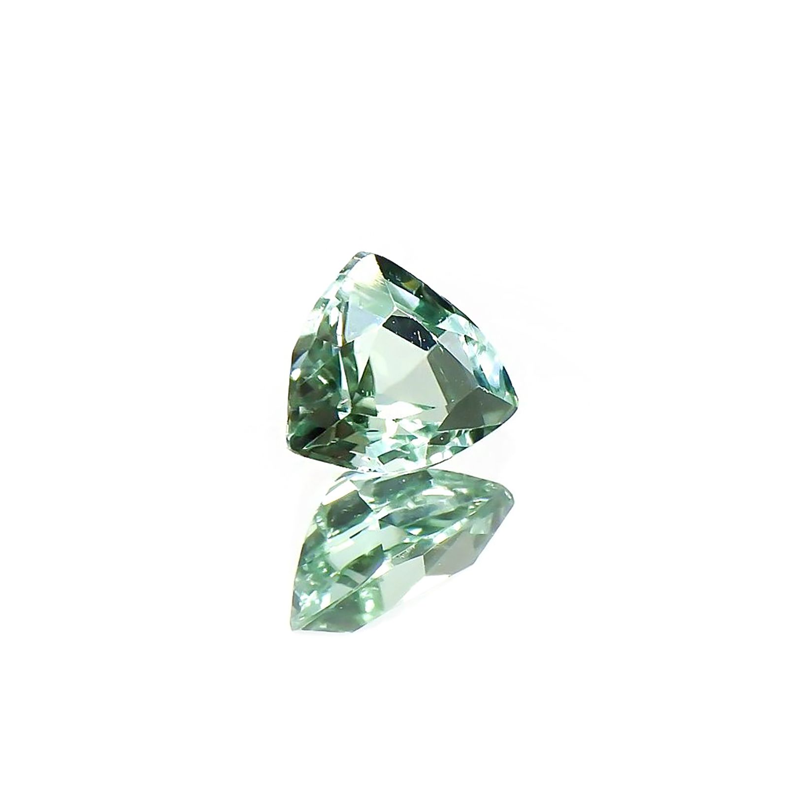 ブルーグリーントルマリン(宝石名トルマリン)アフガニスタン産 識別済 0.64ct / 5.3x6.4mm前後 [220115309]