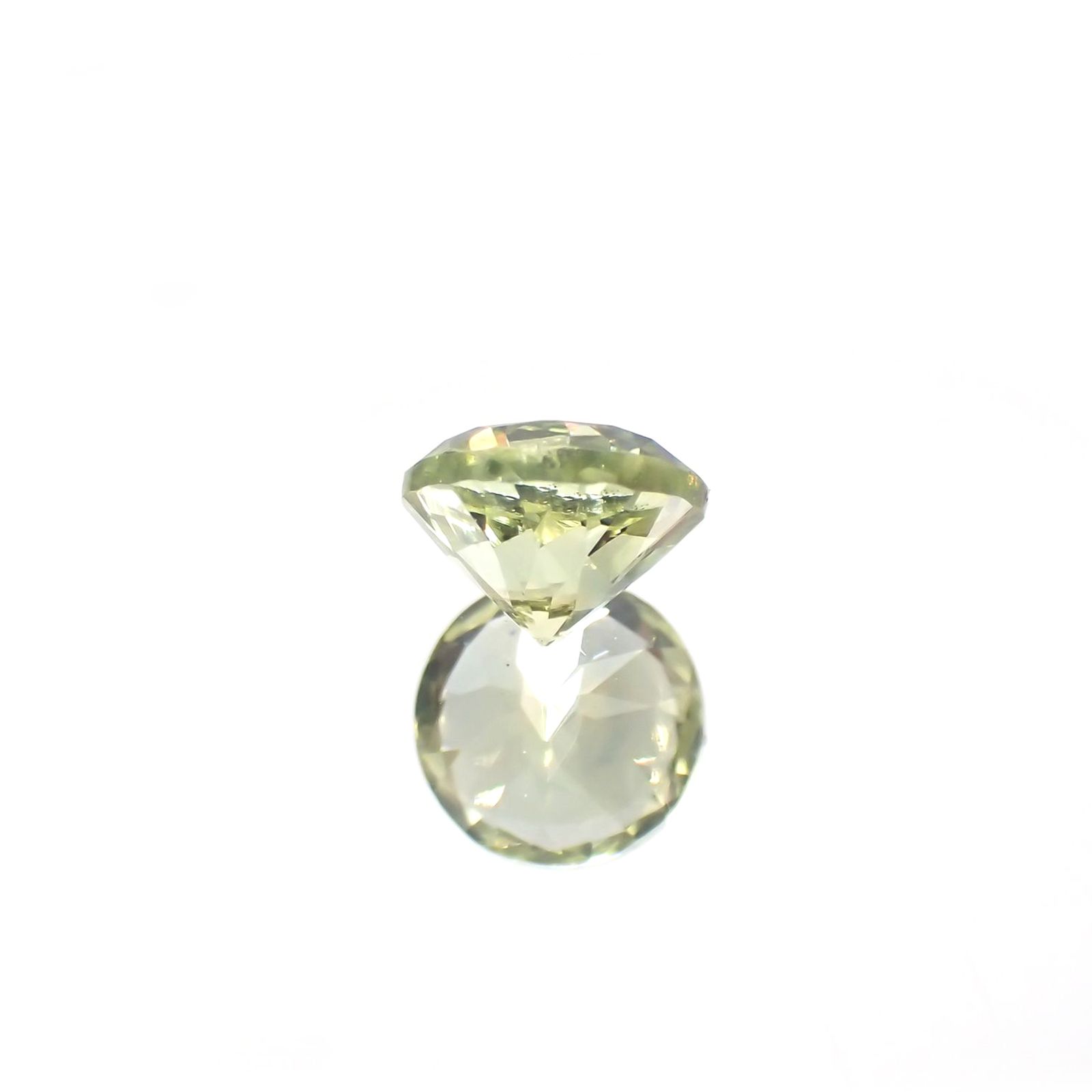 モンタナサファイア(宝石名イエロー・サファイア) アメリカ・モンタナ州産 0.53ct 識別済[250712117]4.5×4.5mm前後