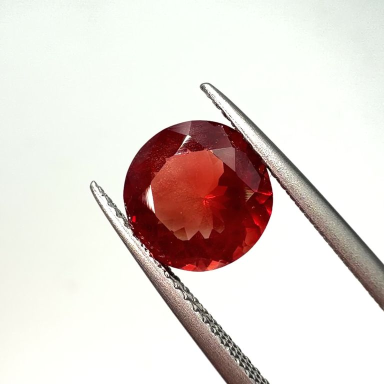 オレゴンサンストーン アメリカ・オレゴン州産 2.14ct / 8.9x8.8mm前後 