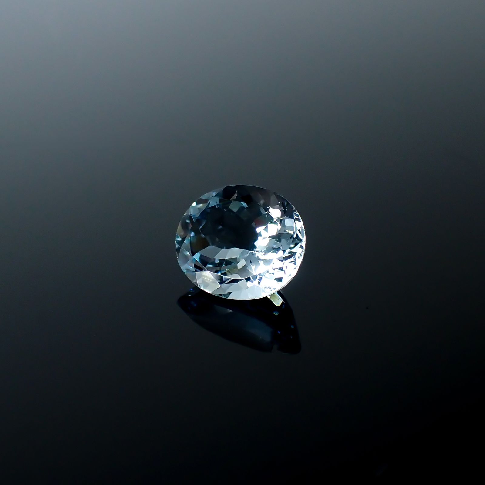 アクアマリン モザンビーク産 3.06ct[240125408]10.9x9mm前後