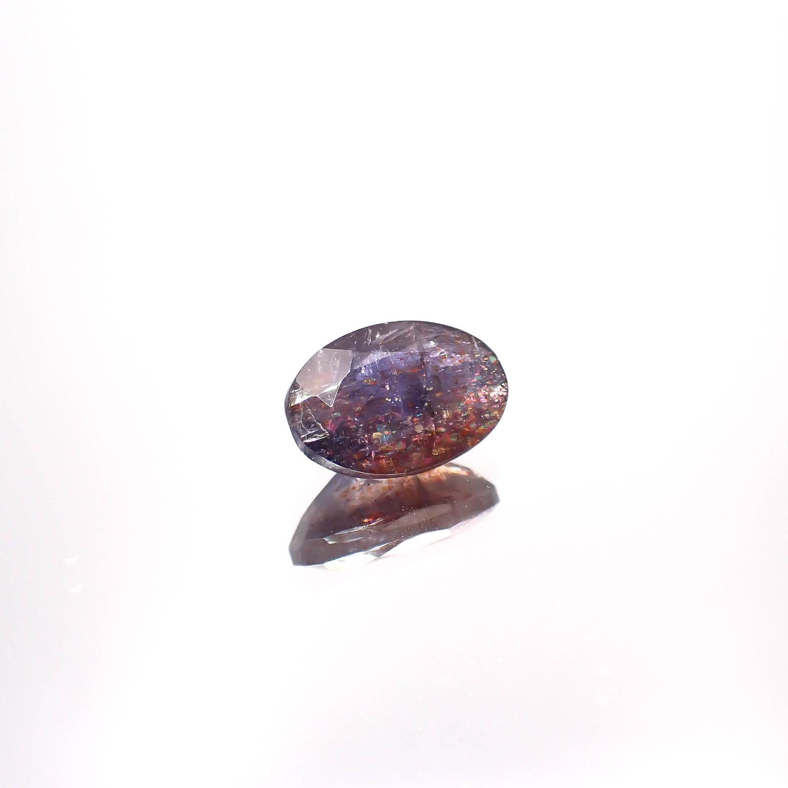 ブラッドショットアイオライト インド産 2.81ct[230522099]11.7x7.7mm前後
