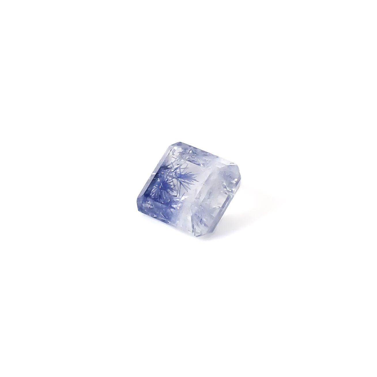 デュモルチェライトインクォーツ ブラジル産 1.23ct / 6.9x6mm前後 [260331853]