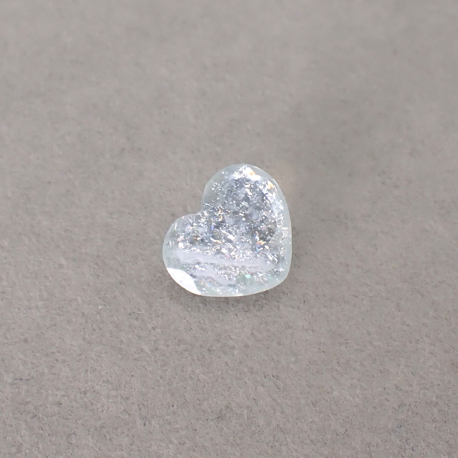 イリデッセンスアクアマリン ブラジル産 2.10ct / 8.6x10.1mm前後 [250730849]