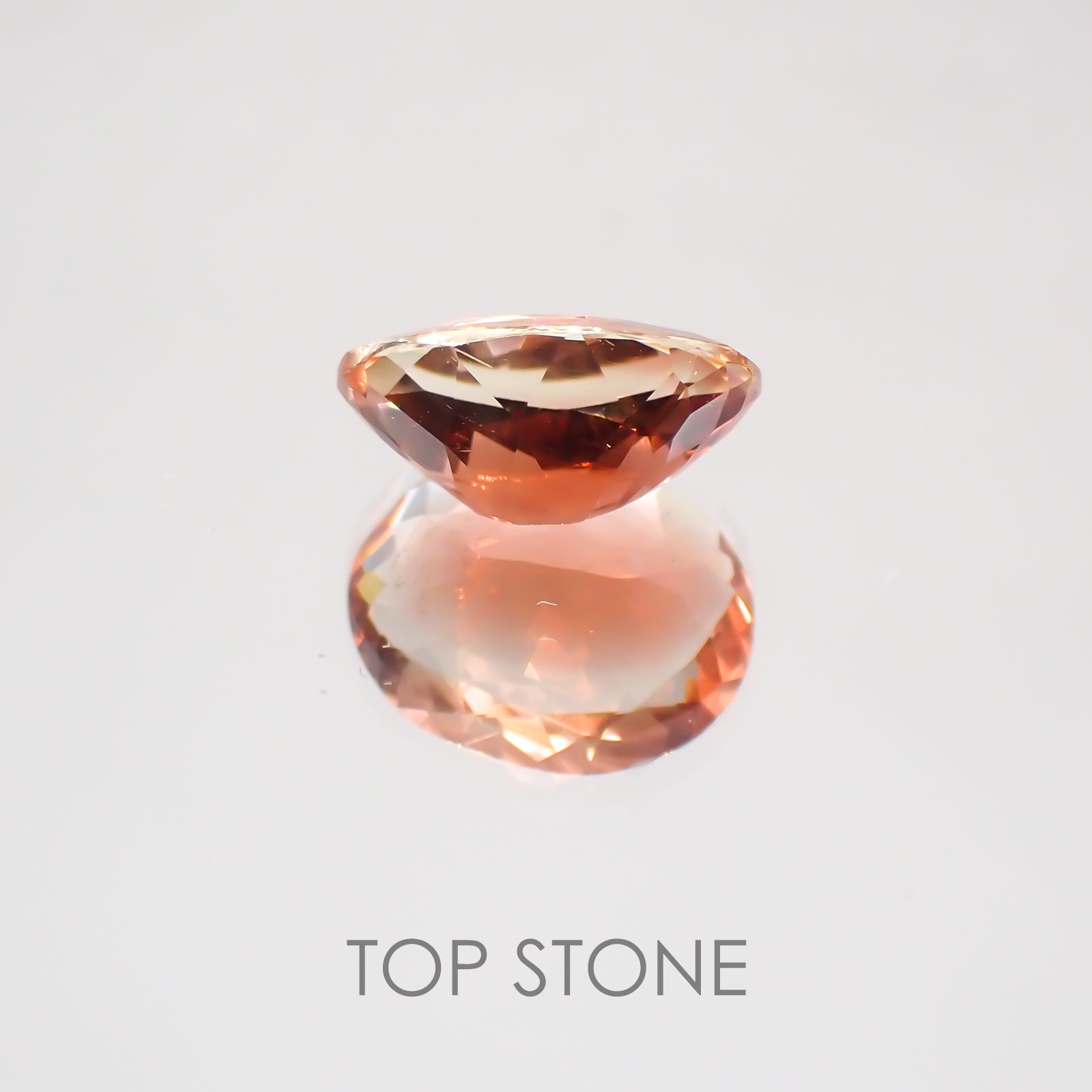 オレゴンサンストーン アメリカ産 ルース 1.9ct[21019349]10×7.8mm前後