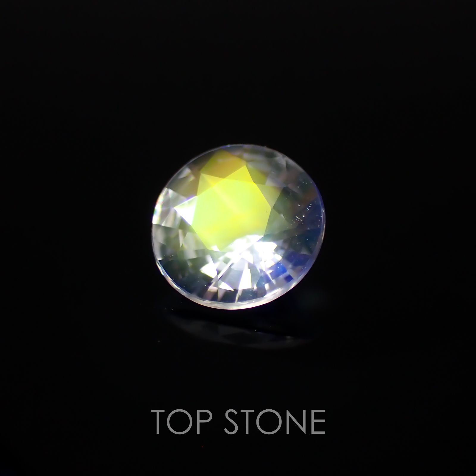 レインボームーンストーン(アンデシンラブラドライト) マダガスカル産 ルース 0.91ct[210310121]6.9×6.9mm前後