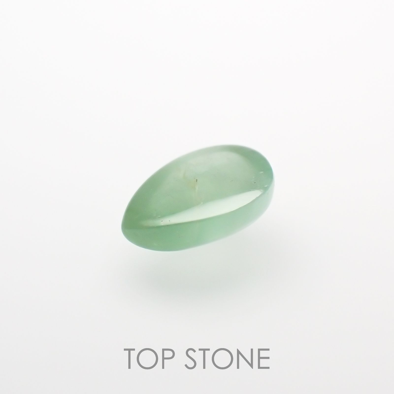 バナジウムコーネルピンキャッツアイ(宝石名コーネルピン)タンザニア産 0.61ct 識別済[221219204]6.2x4.6mm前後