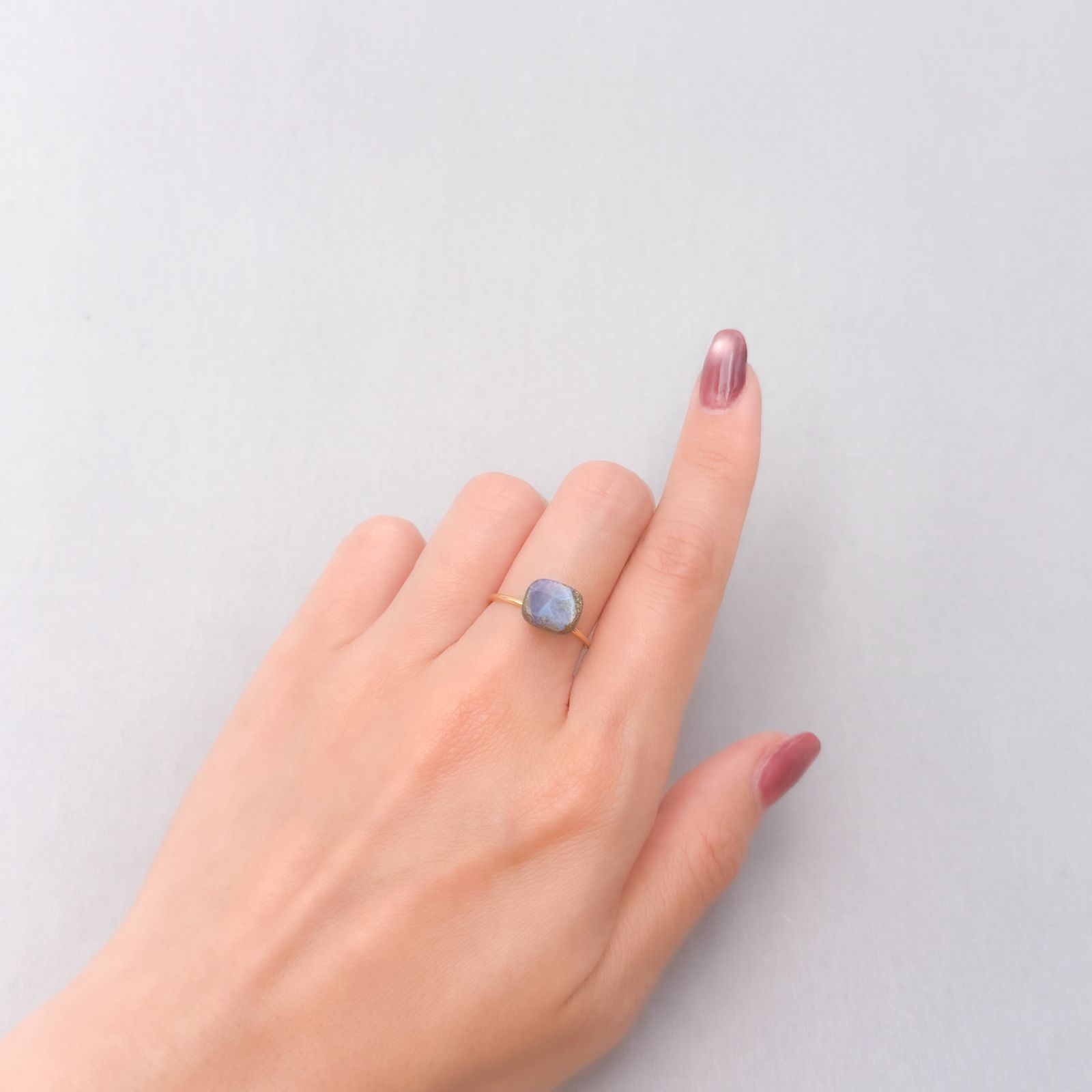 ボルダーオパール オーストラリア産 1.49ct [250330124]9.5x7.9mm前後