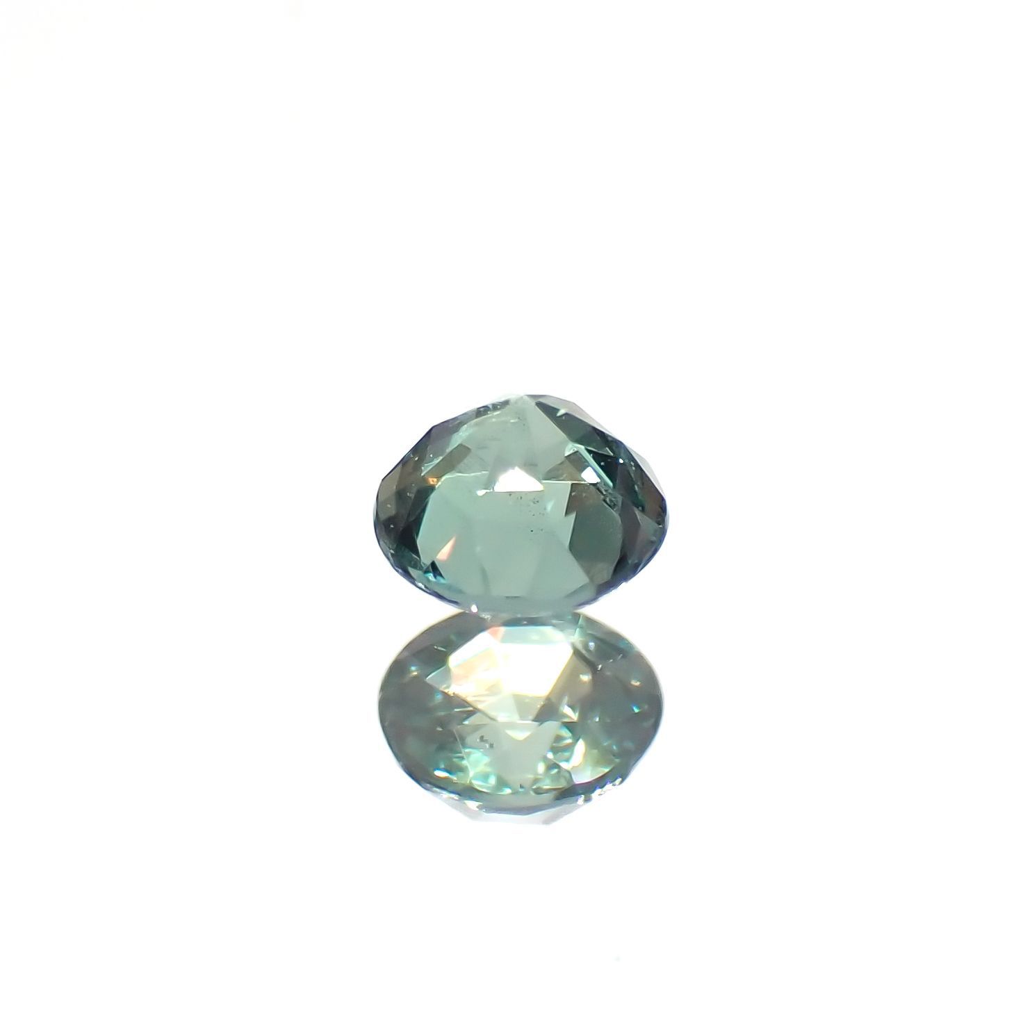 アレキサンドライト(宝石名アレキサンドライト)ブラジル産/EmeraldMains社製 0.141ct ソ付(彩珠)[220516023]3x3mm前後
