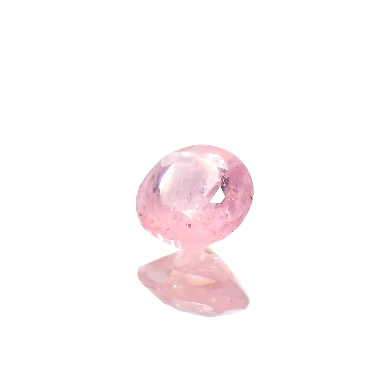 ペツォッタイト(ラズベリル)(宝石名ペツォッタイト)マダガスカル産 0.14ct 識別済[231023733]3.4x3.4mm前後