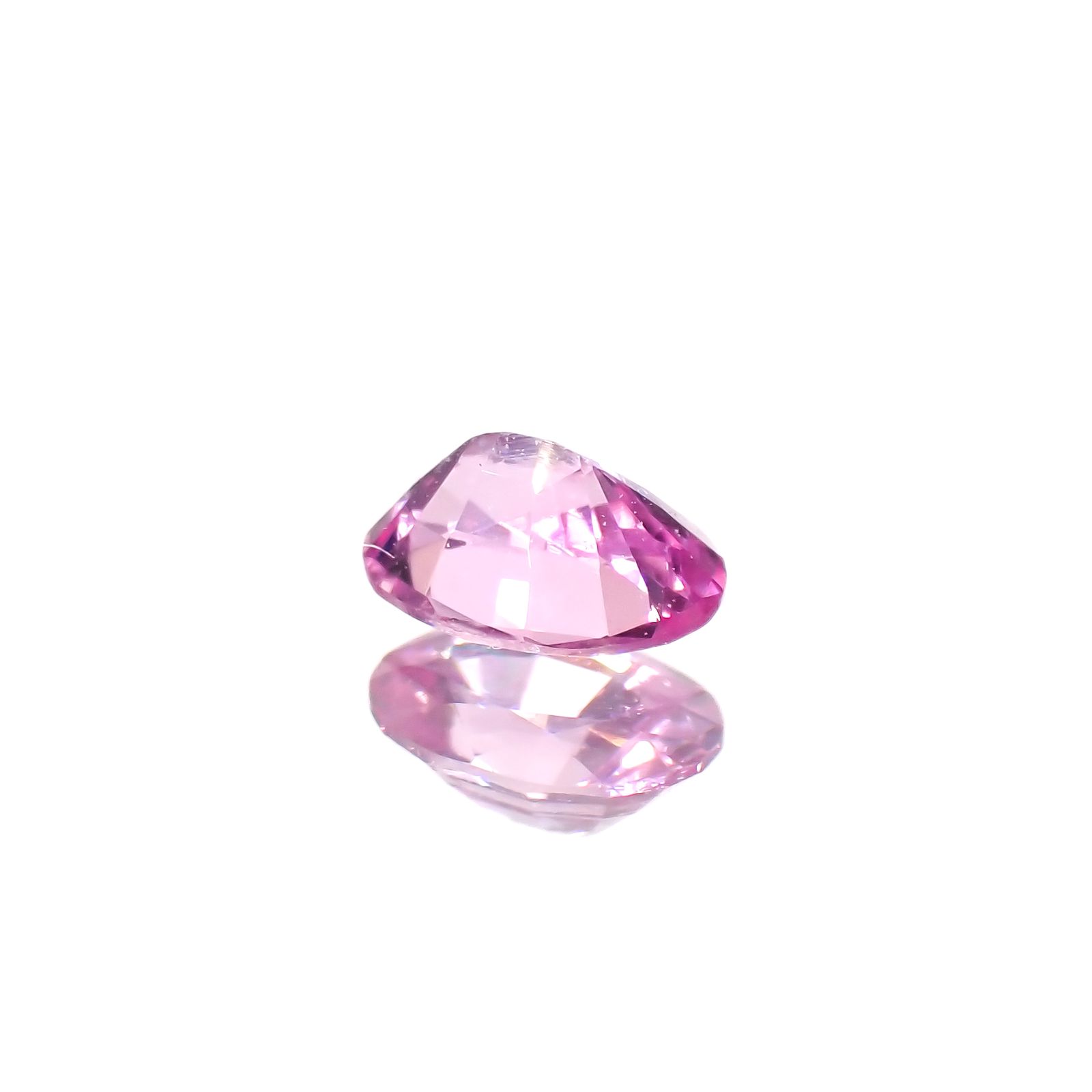 ネオンピンクサファイア スリランカ産 0.17ct[230421528]3.8x2.7mm前後