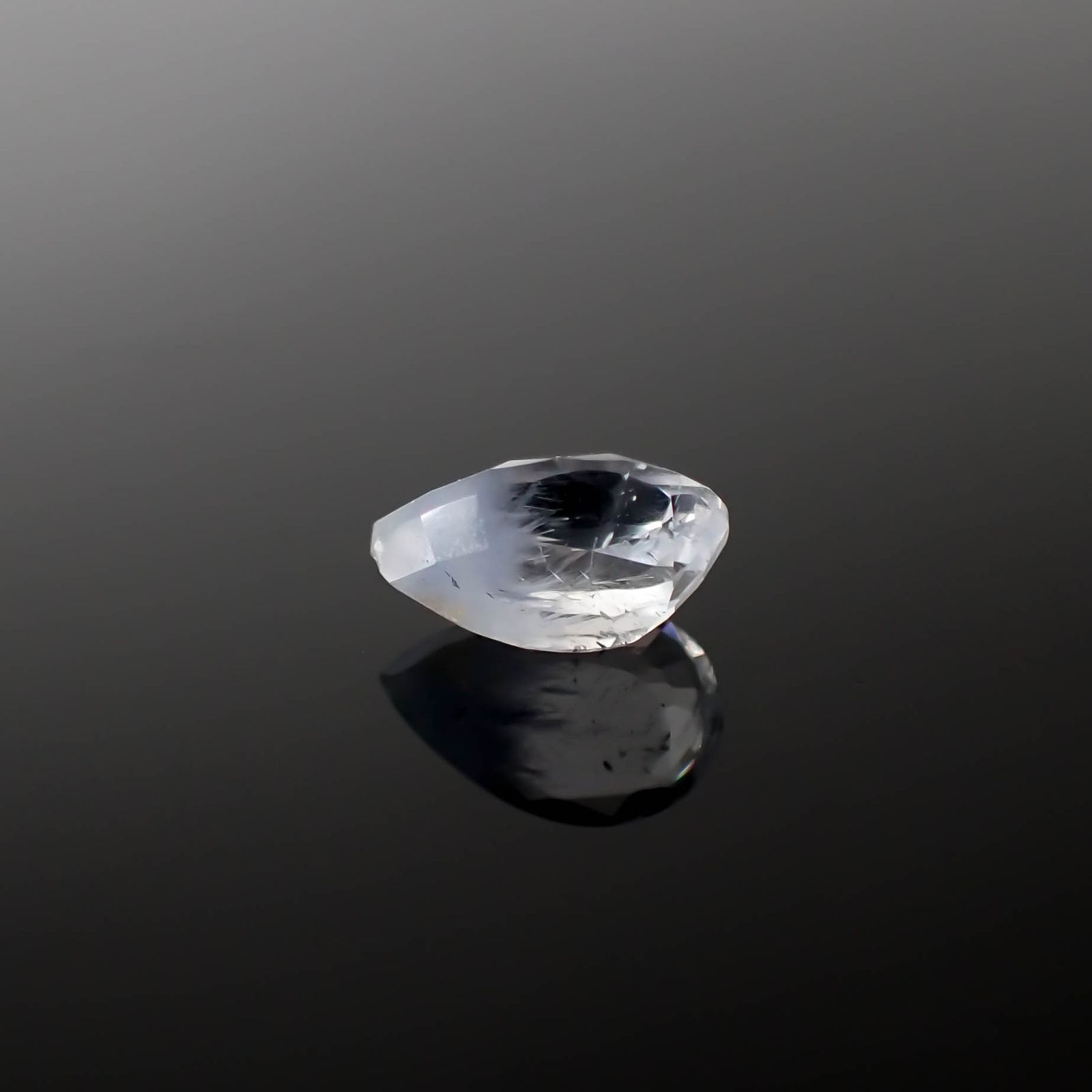 デュモルチェライトインクォーツ ブラジル産 1.22ct[240125652]9x6mm前後