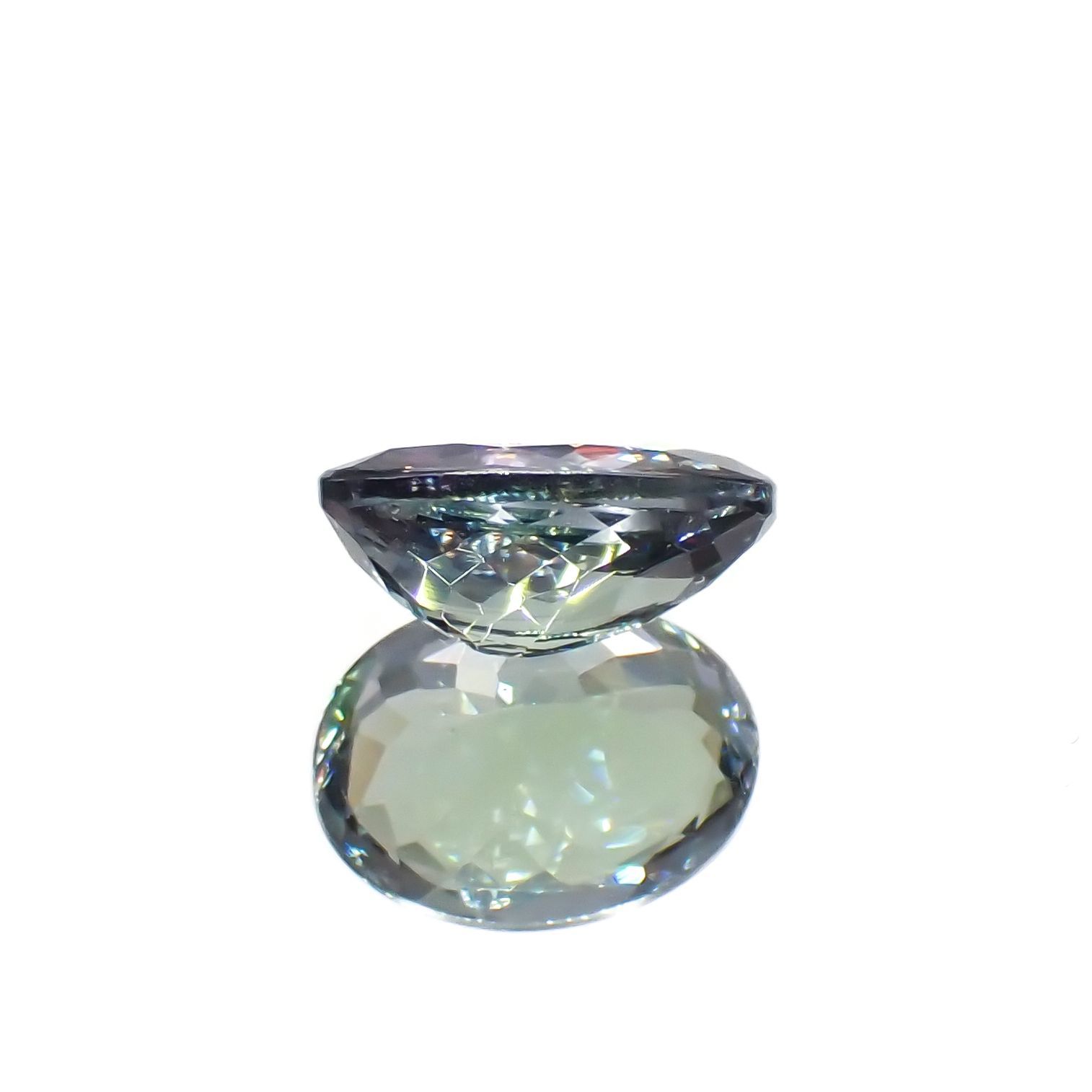 バイカラータンザナイト(宝石名ゾイサイト)タンザニア産 2.00ct 識別済[221119005]9.3x7mm前後