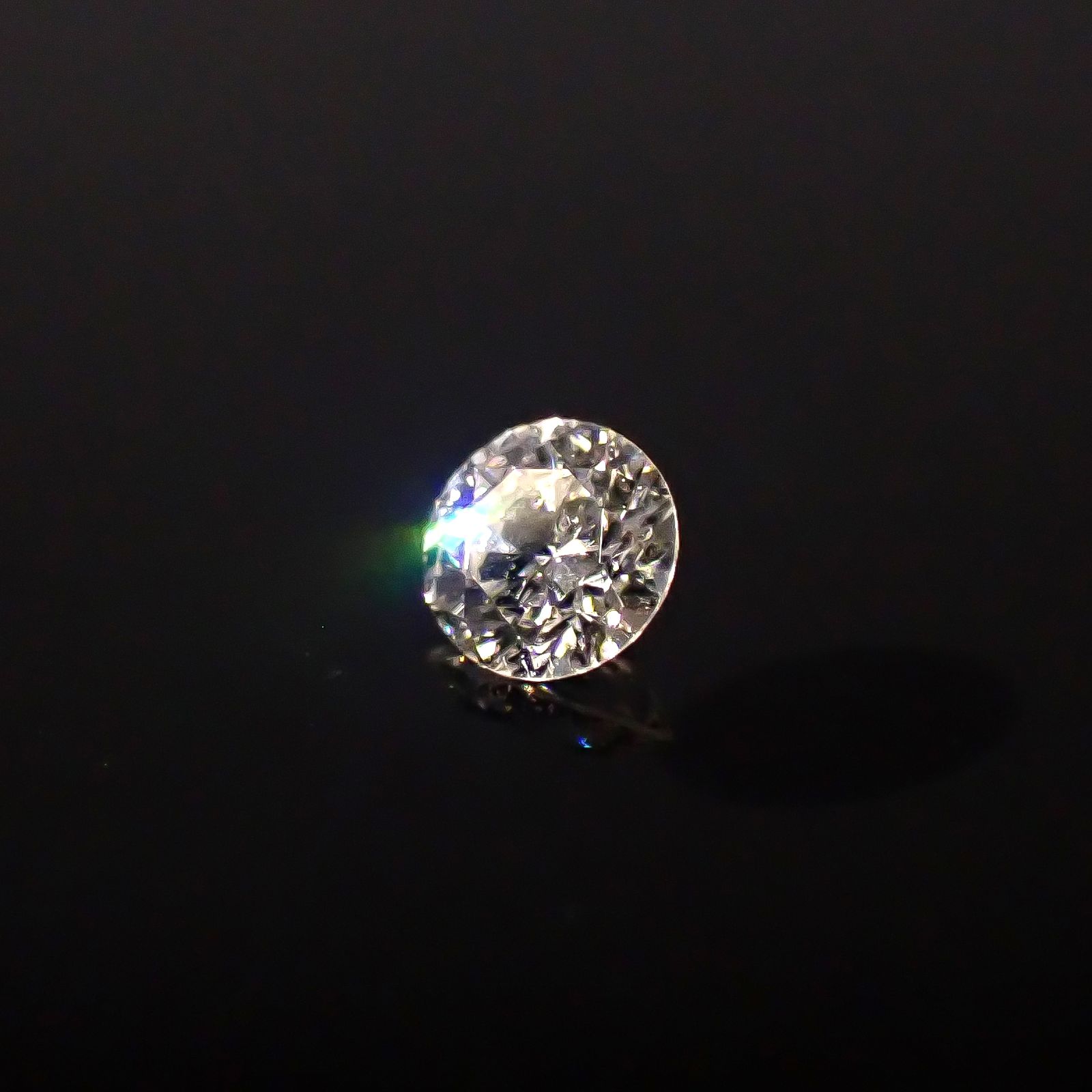 ダイヤモンド SI1-VS ハート&キューピッド 0.073ct / 2.6x2.6mm前後 [251031186]