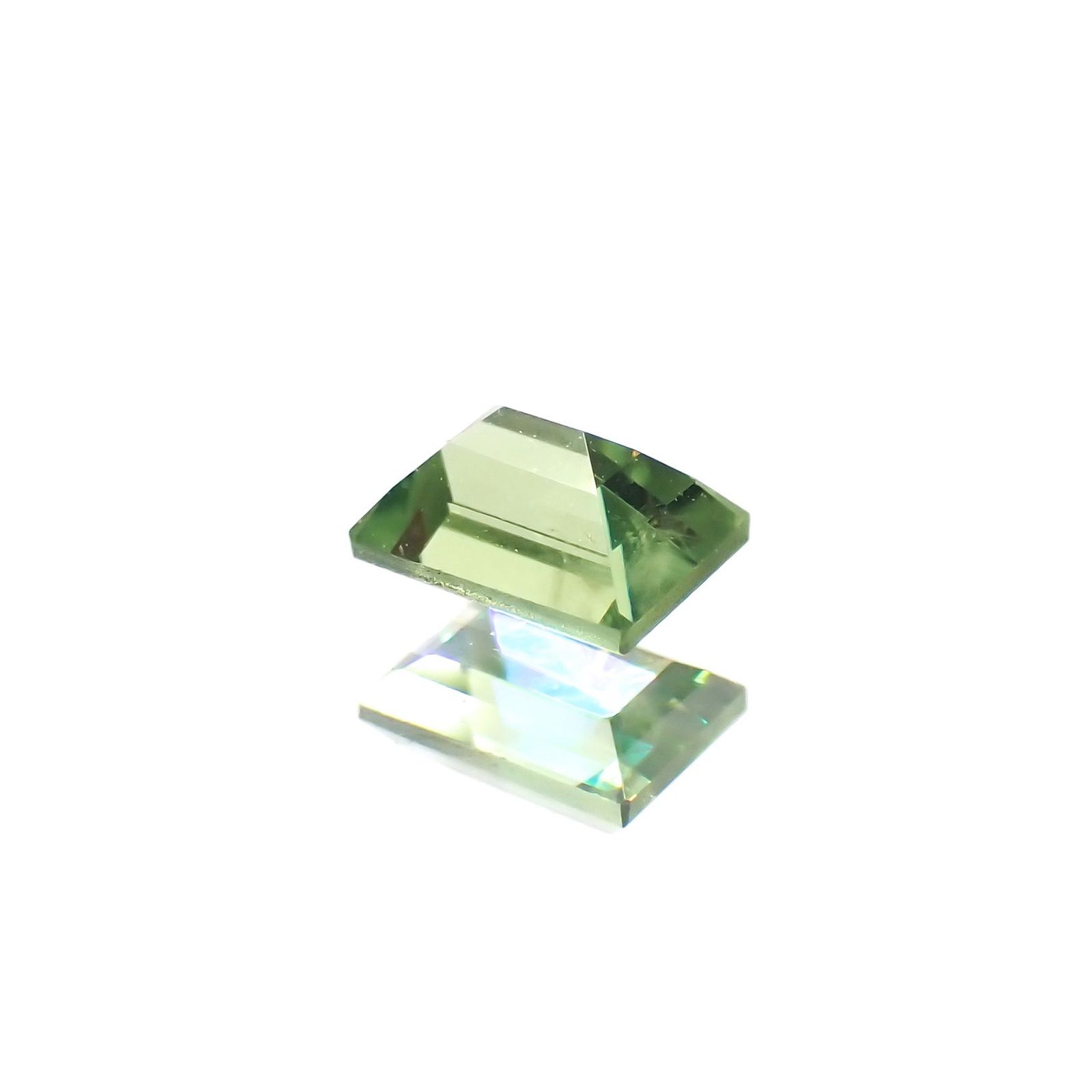 デマントイドガーネット ロシア産 0.23ct / 3.7x2.7mm前後 [260923656]