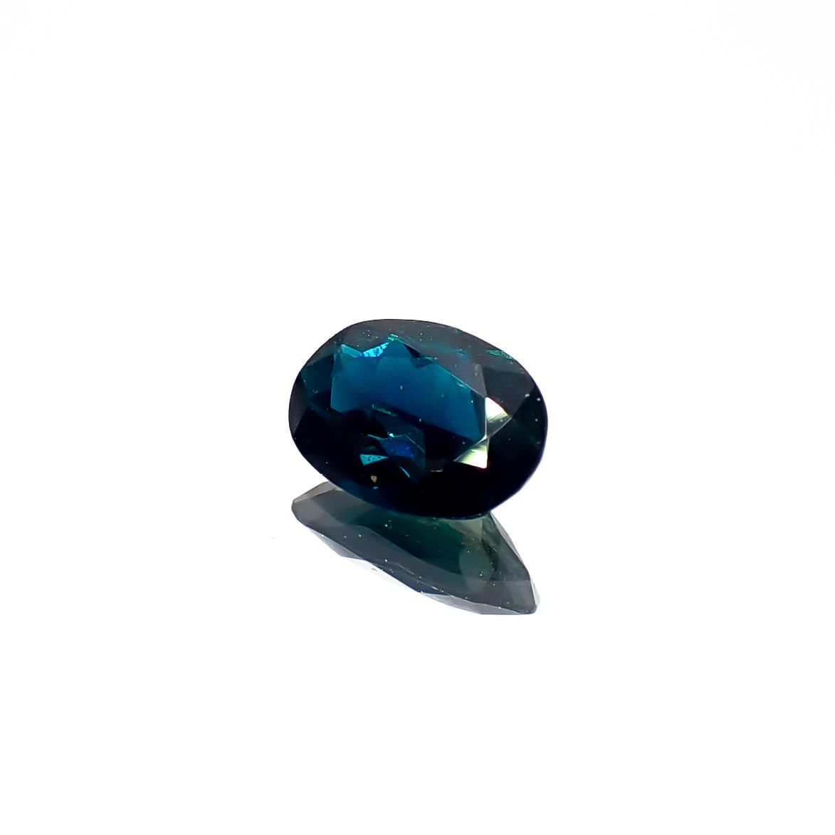 ラズライト 天藍石(宝石名ラズライト)パキスタン産 0.598ct ソ付(彩珠)[240929132]7x4.9mm前後