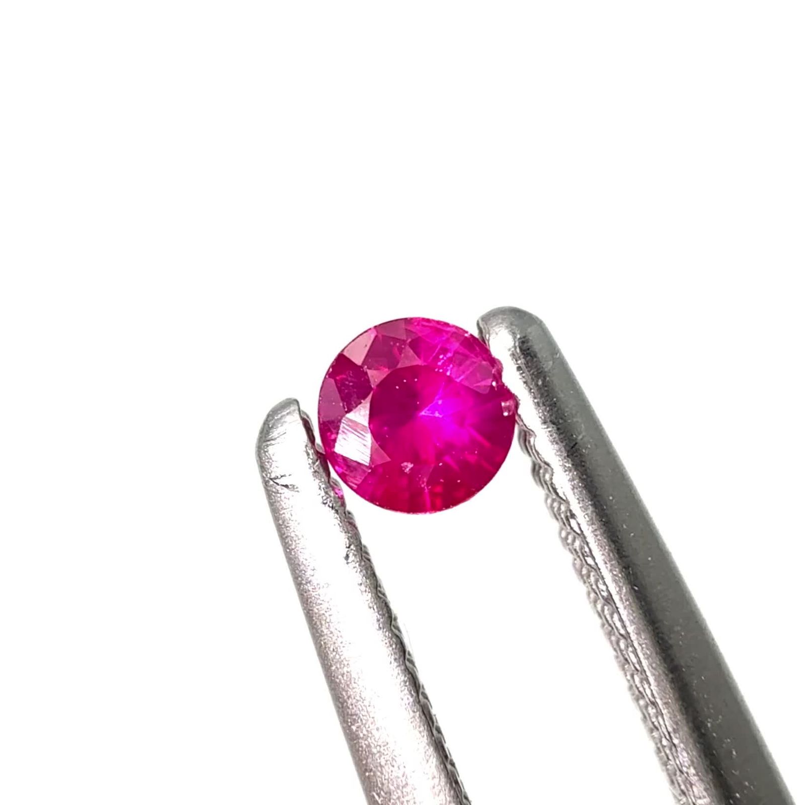ルビー ビルマ産 0.075ct / 2.6x2.6mm前後 [250630611] | TOP STONE