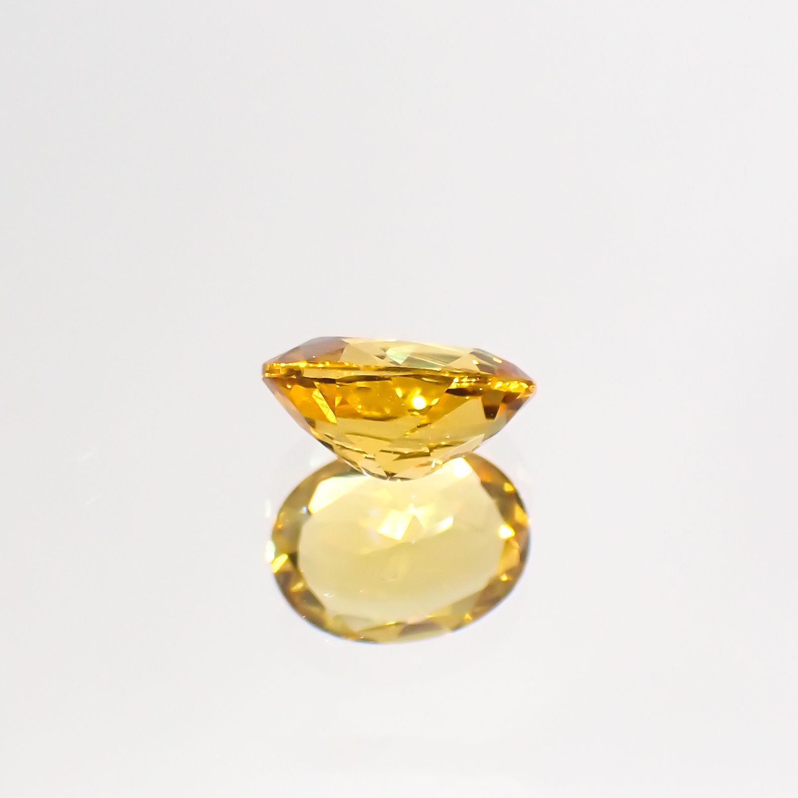 ゴールデンベリル(宝石名ゴールデン・ベリル)ブラジル産 1.17ct 識別済[220115424]8.1x6mm前後