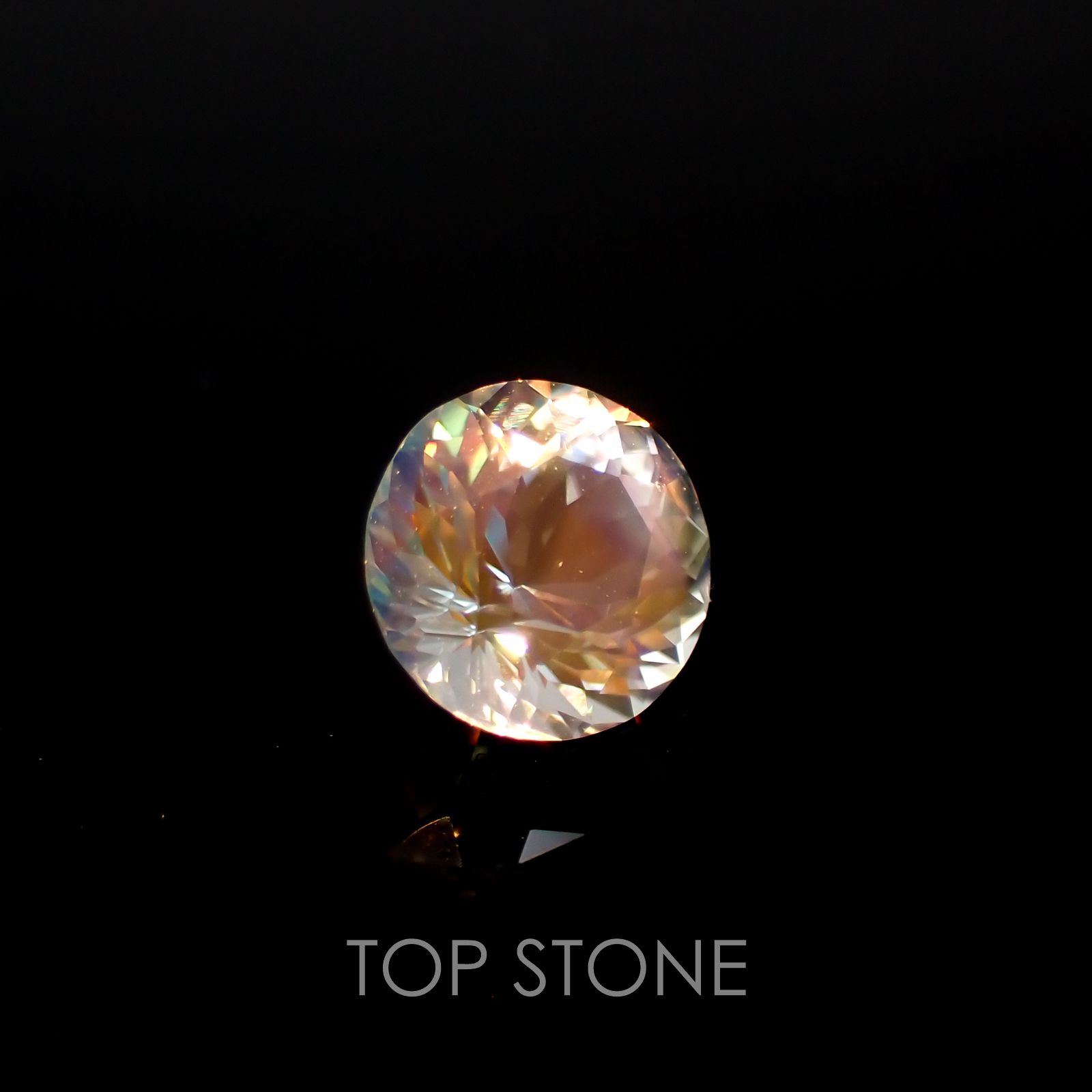 レインボームーンストーン(アンデシンラブラドライト) マダガスカル産 ルース 0.77ct[210310256]6×6mm前後