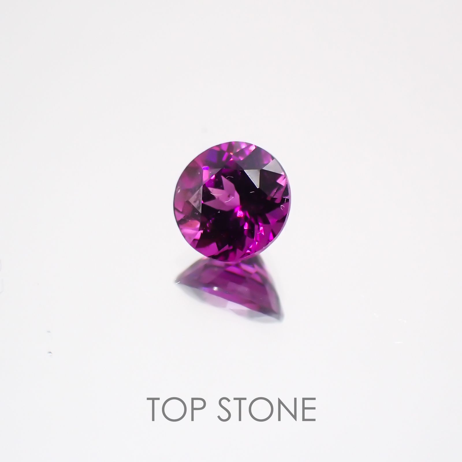 グレープガーネット ブラジル産 ルース 0.66ct[21059699]5×5mm前後