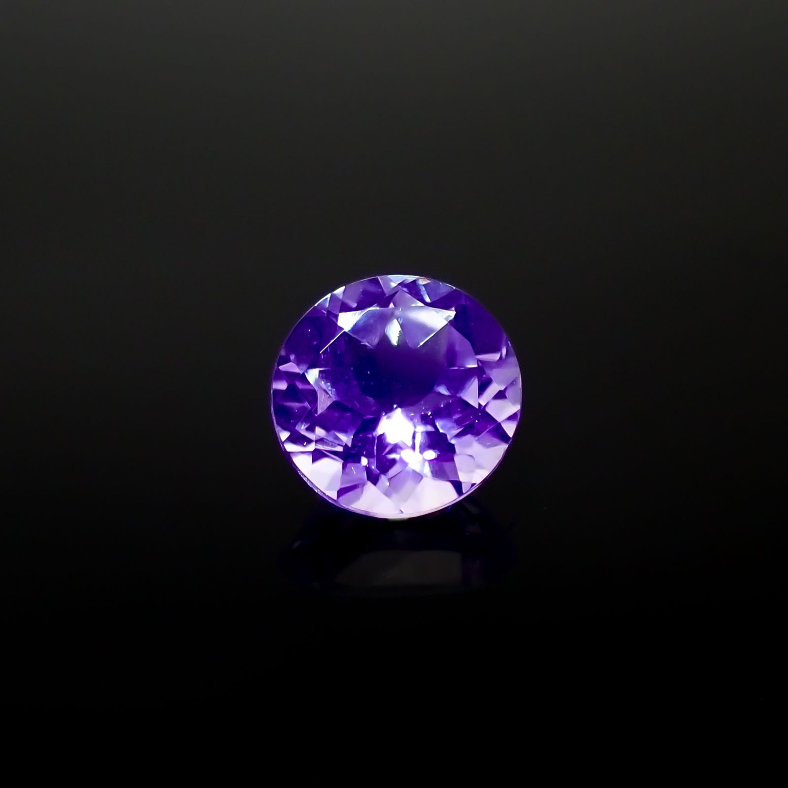 イエロースキャポライト フルオレッセンス(宝石名スキャポライト)タンザニア産 1.16ct 識別済[230722657]7.1x7mm前後