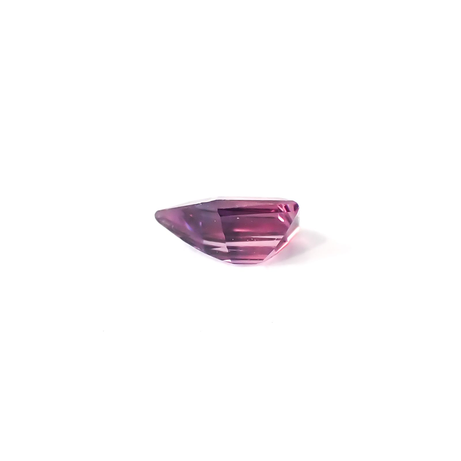 ◇カスタムカット◇ウィンザーサファイア タンザニア・ウィンザー産 0.17ct / 4.3x2.6mm前後 [260532135]