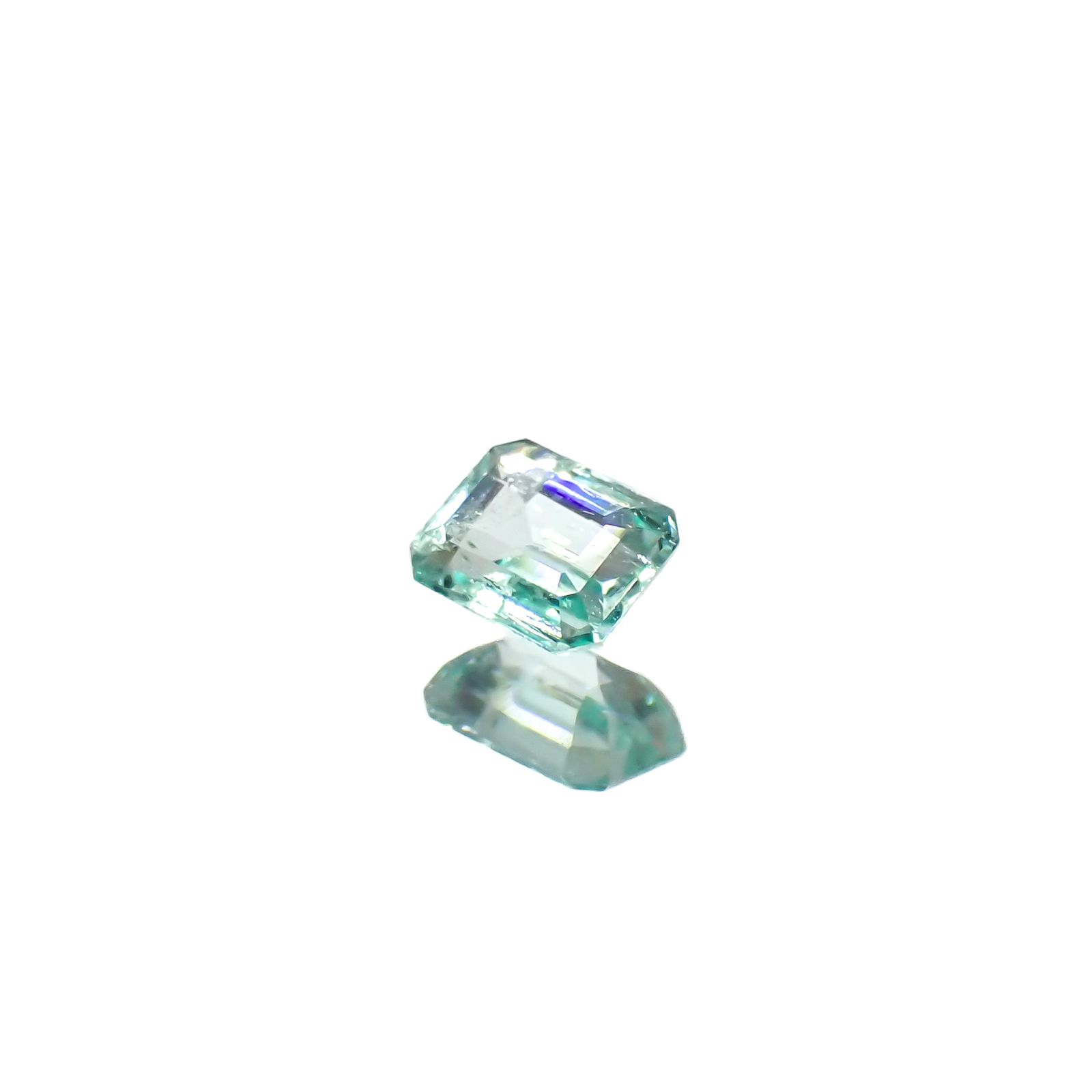 パステルカラーエメラルド コロンビア産 0.15ct[240225952]3.5x2.8mm前後