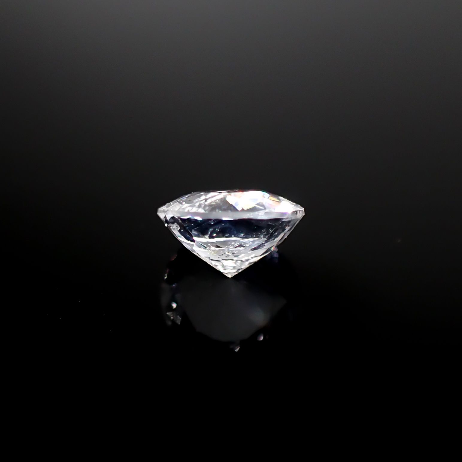 テネブレッセンススキャポライト アフガニスタン産 0.50ct[240928917]5.6x5.5mm前後