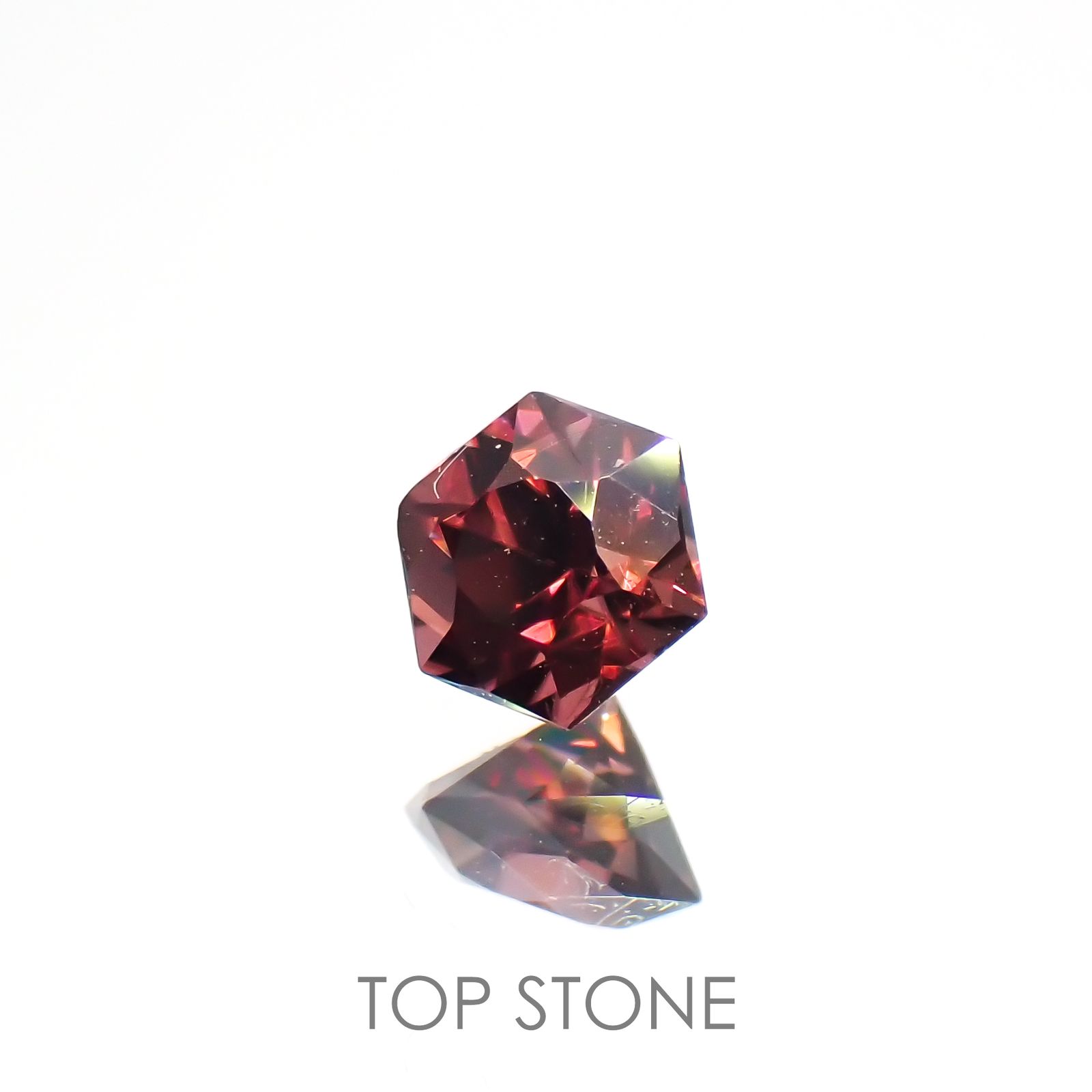 ◇ヘキサゴンカット◇ピンクジルコン(宝石名ジルコン)スリランカ/カンボジア産 0.45ct 識別済[220114935]3.9x3.9mm前後