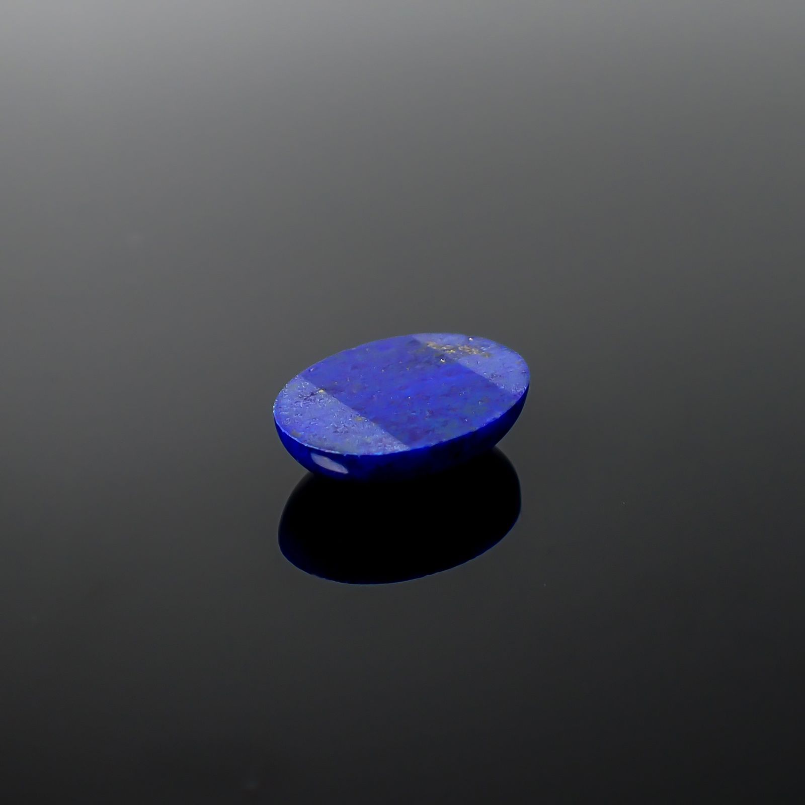 ラピスラズリ アフガニスタン産 9.86ct / 18x13mm前後 [260832893]