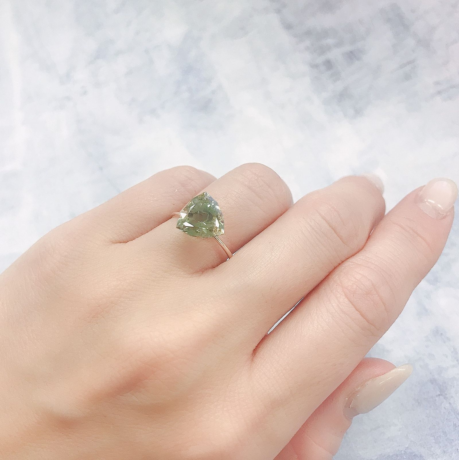 ◇カスタムカット◇バイカラーオレゴンサンストーン(宝石名ラブラドライト)アメリカ・オレゴン州産 3.35ct 識別済[220616266]9.8x9.9mm前後