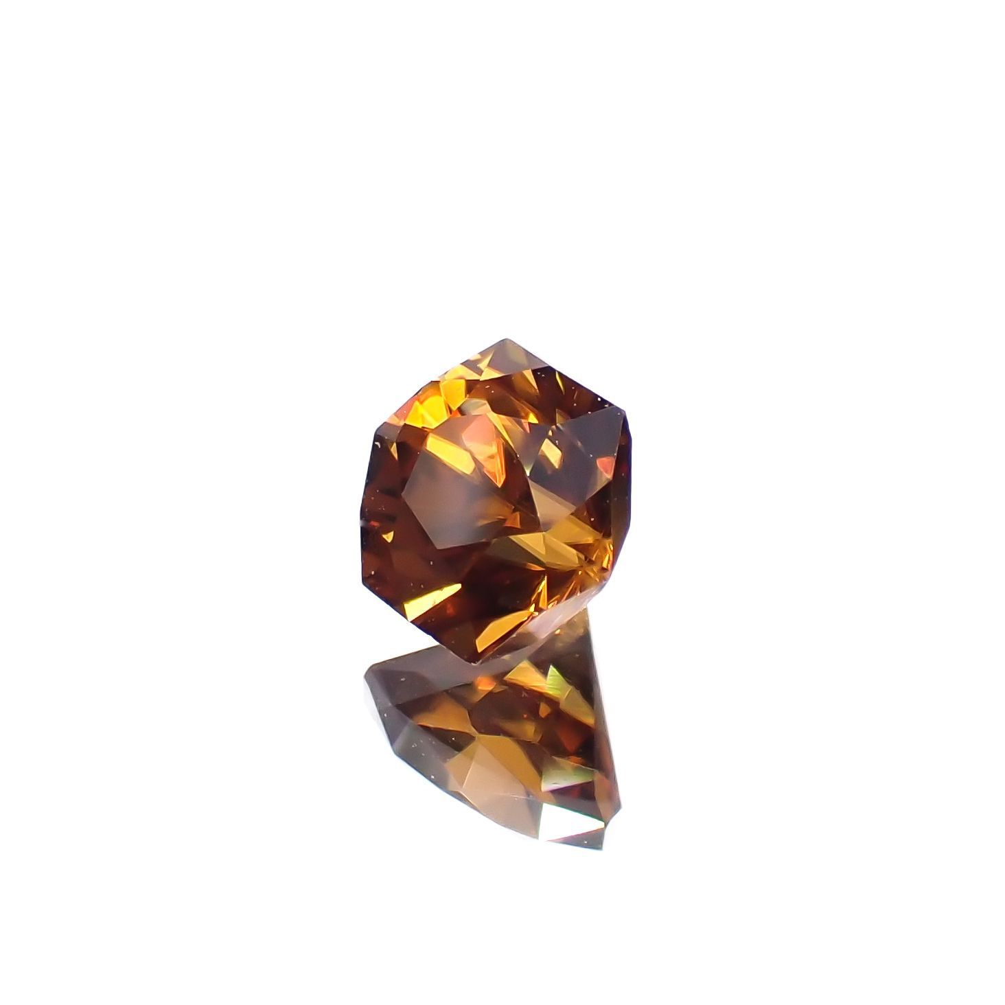 ◇ヘキサゴンカット◇オレンジジルコン(宝石名ジルコン)スリランカ/カンボジア産 0.91ct 識別済[230220701]4.8x4.8mm前後
