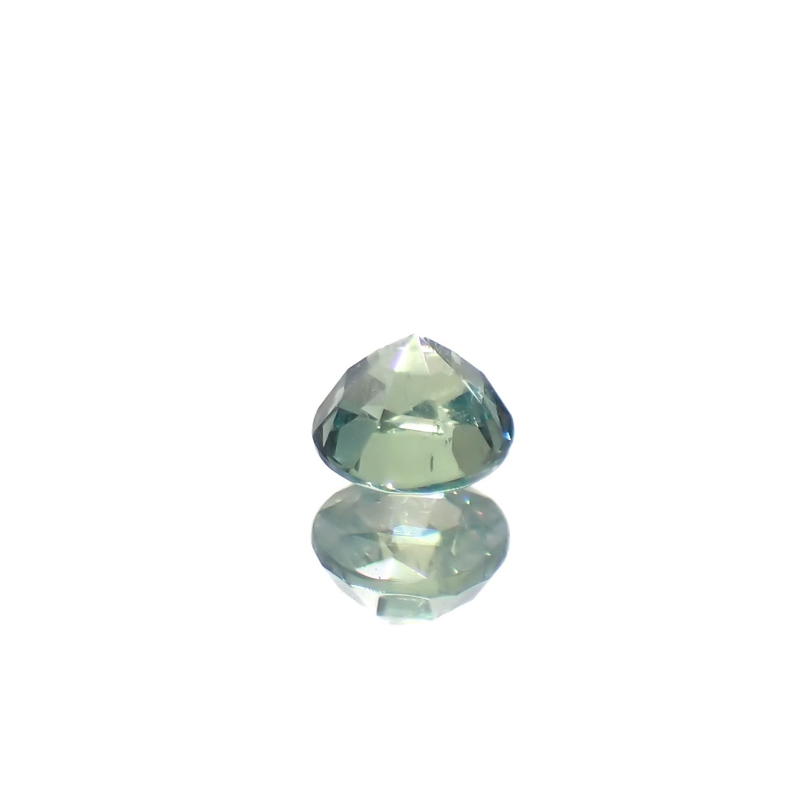 シルキーアレキサンドライト ブラジル・ミナスジェライス州ヘマチタ鉱山産 0.19ct[240627968]3.2x3.2mm前後