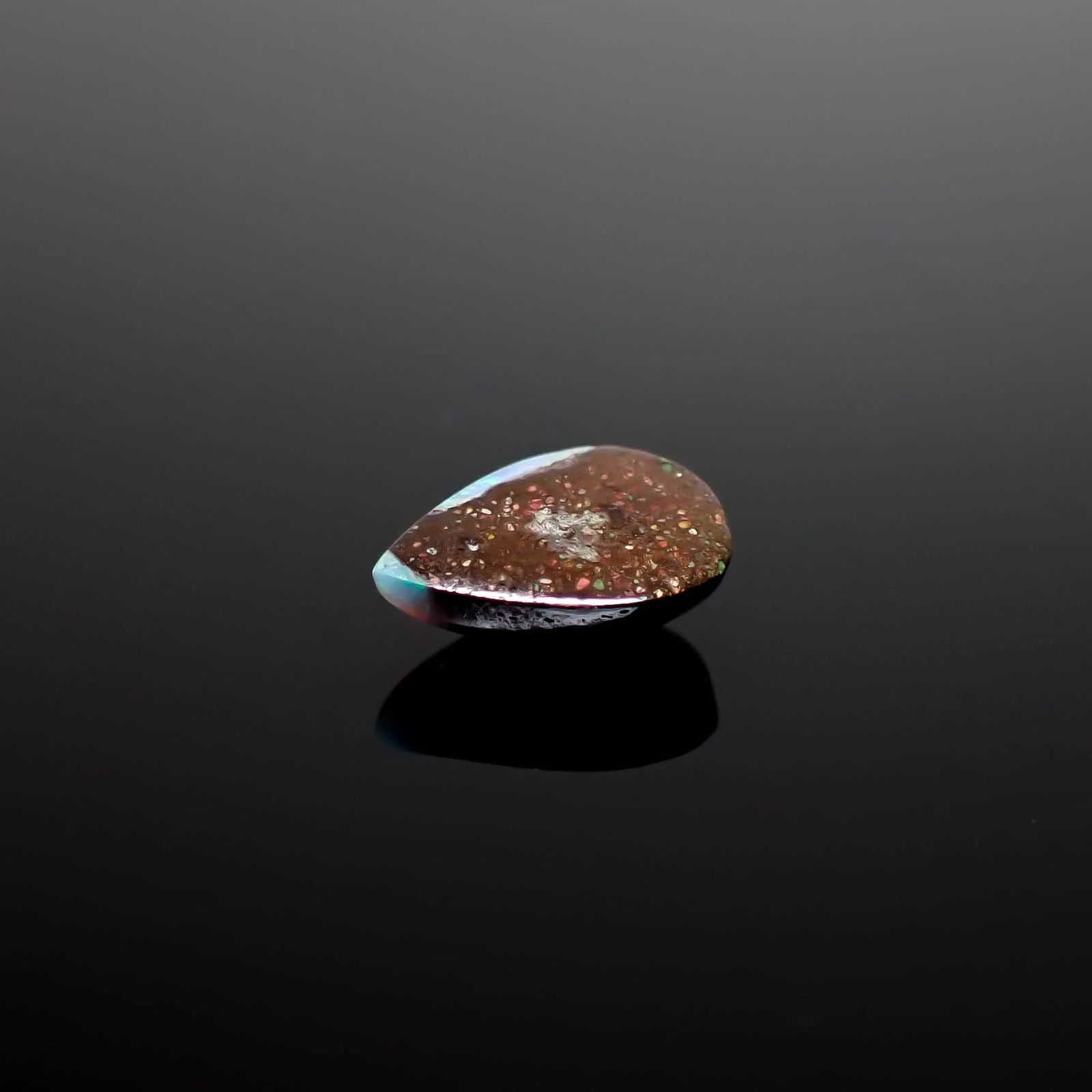 ボルダーオパール オーストラリア産 1.39ct [250330119]9.5x6.8mm前後