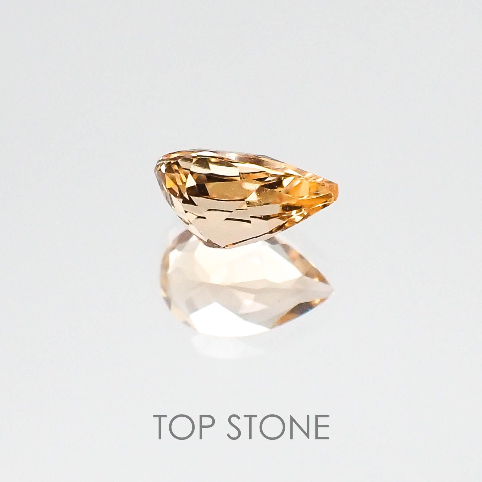 インペリアルトパーズ ブラジル産 ルース 0.58ct[20084390]6.6×4.2mm前後