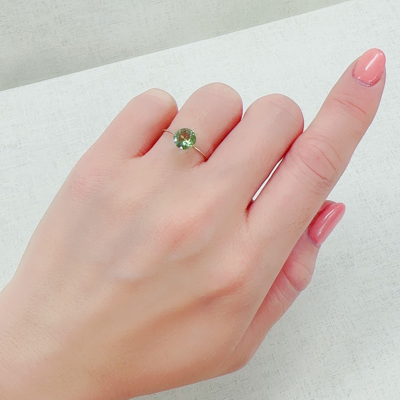 ルドウィジャイトインペリドット パキスタン産 1.07ct[230220729]6.6x6.6mm前後