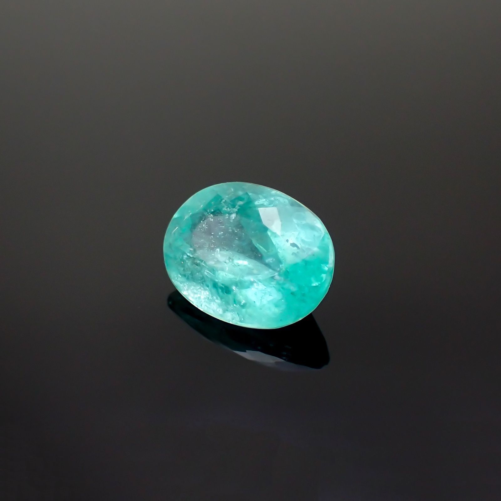 パライバトルマリン モザンビーク産 2.97ct[19111761]11.0×8.2mm前後
