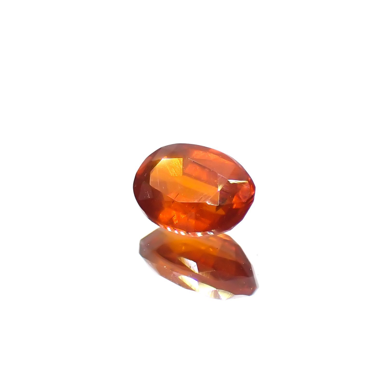 オレンジカイヤナイト ネパール産 0.60ct[230220583]5.8x4mm前後