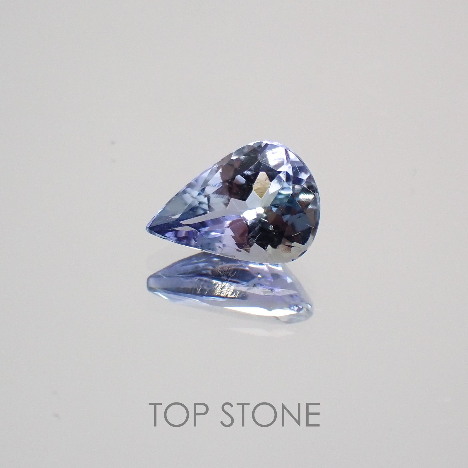 バイカラータンザナイト(ゾイサイト) タンザニア産 ルース 0.67ct[210410578]7.1×5mm前後