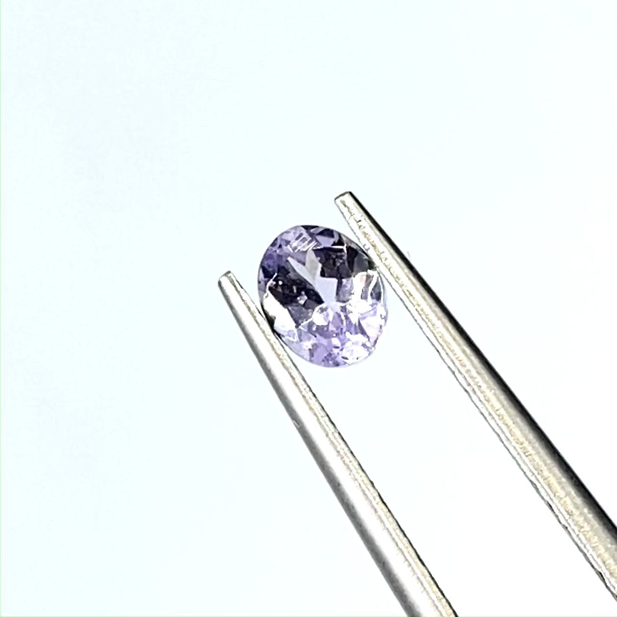 ラベンダーゾイサイト(宝石名ゾイサイト)タンザニア産 0.38ct