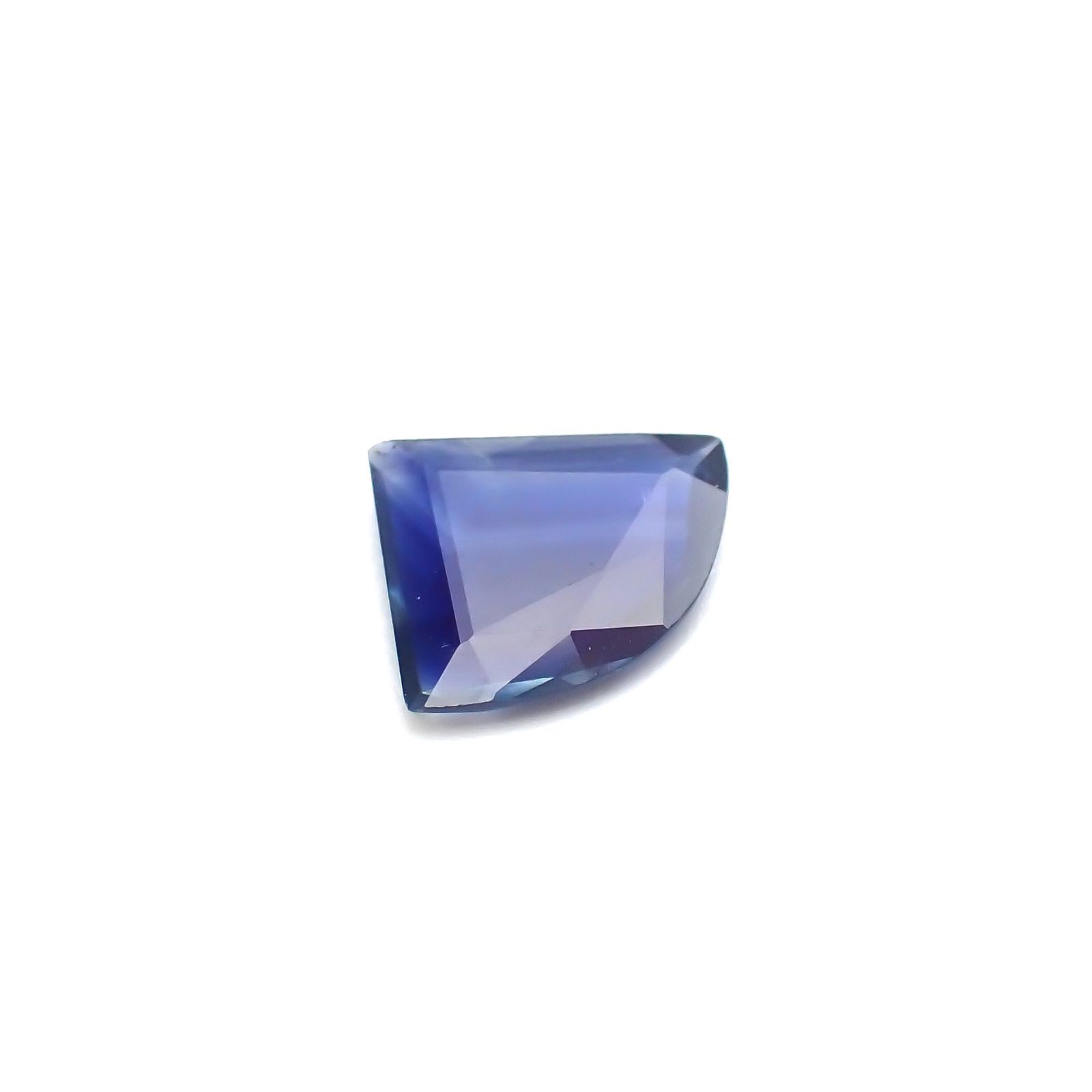 ◇カスタムカット◇サファイア(宝石名サファイア) マダガスカル産 1.11ct 識別済[210913196]8.1×7.5mm前後