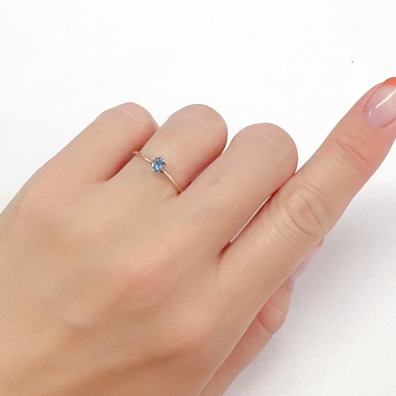 サンタマリアアクアマリン ブラジル産 0.18ct[240225995]4x2.9mm前後