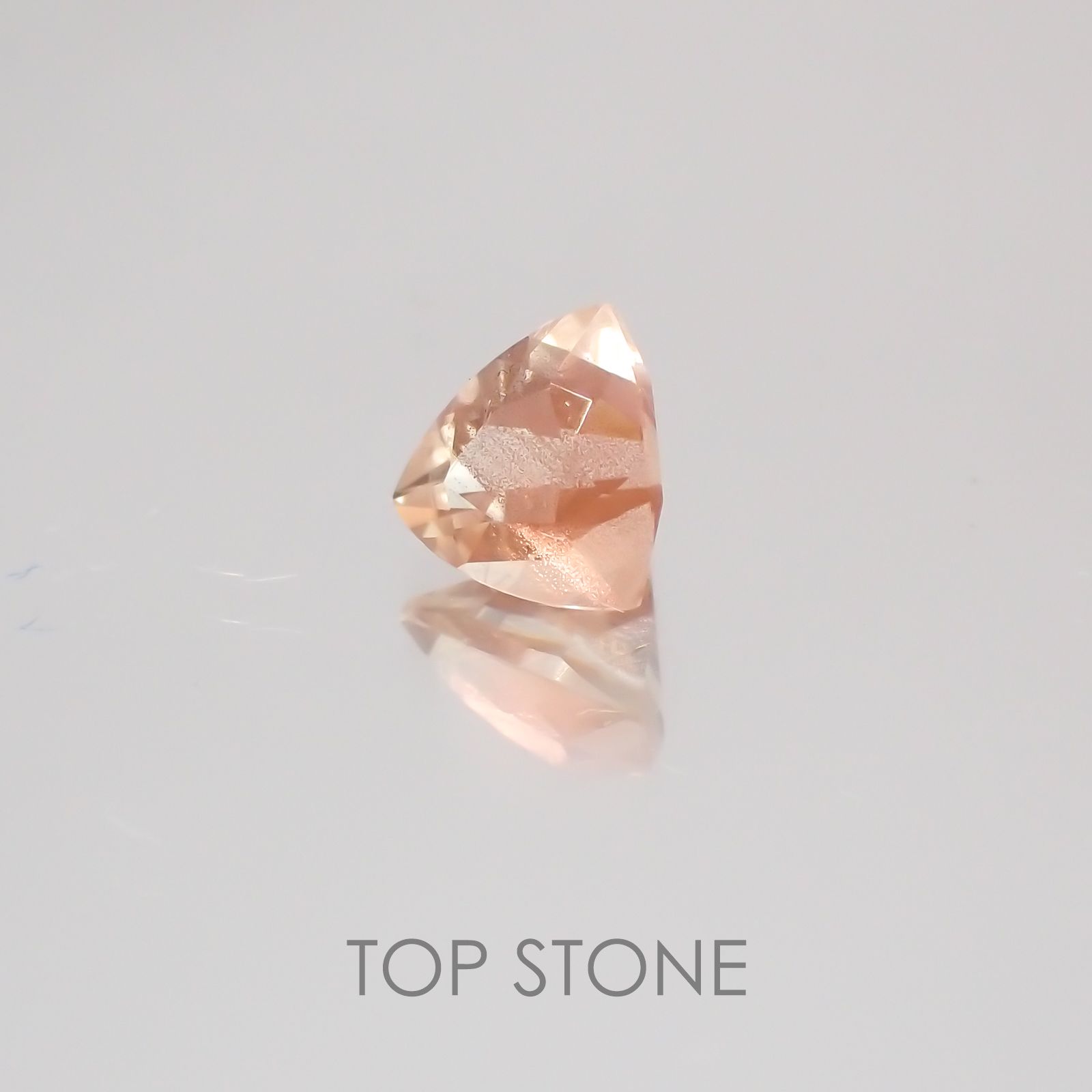 オレゴンサンストーン アメリカ産 ルース 0.42ct[21018942]5×5mm前後