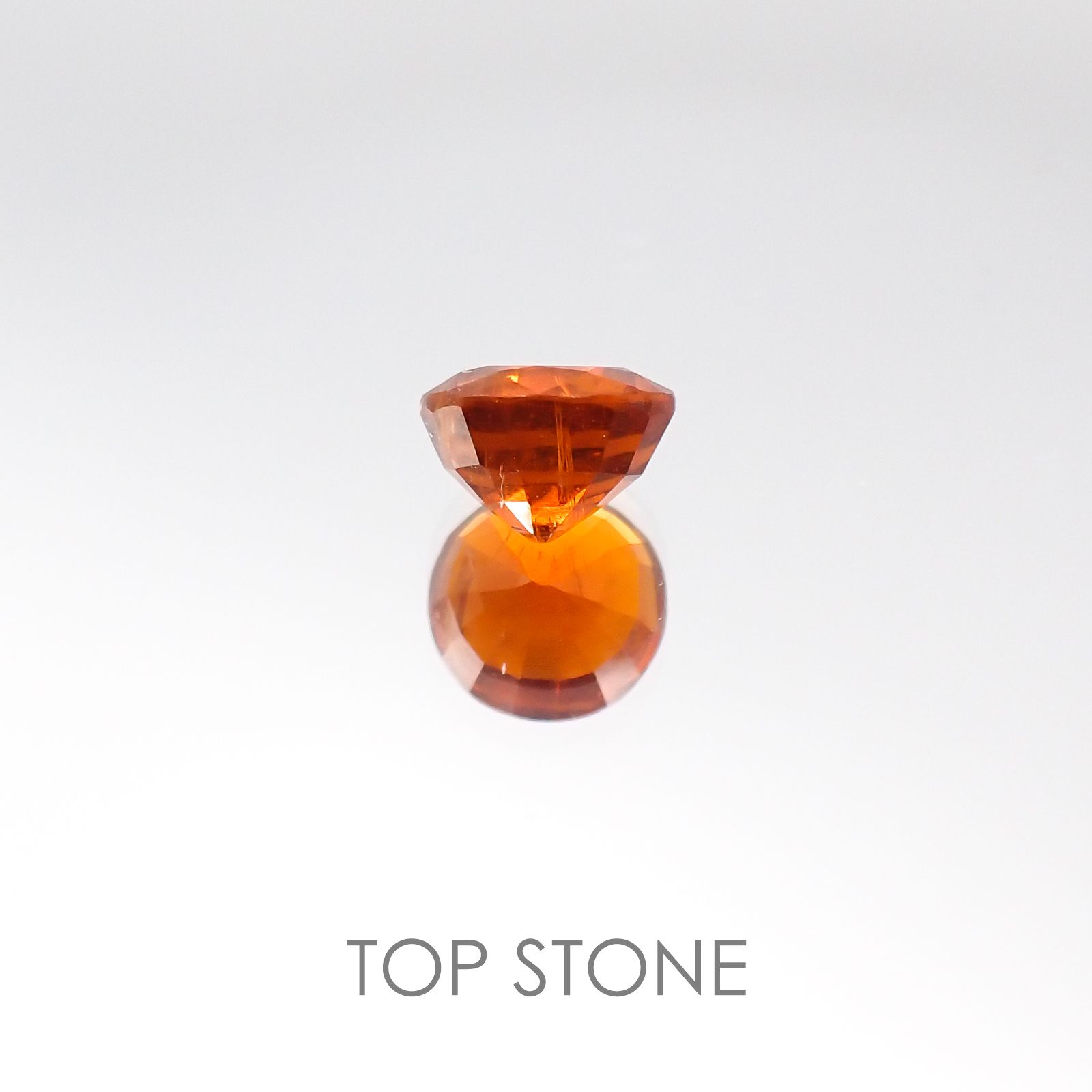 オレンジカイヤナイト タンザニア産 ルース 1.36ct[20105988]6.3×6.3mm前後