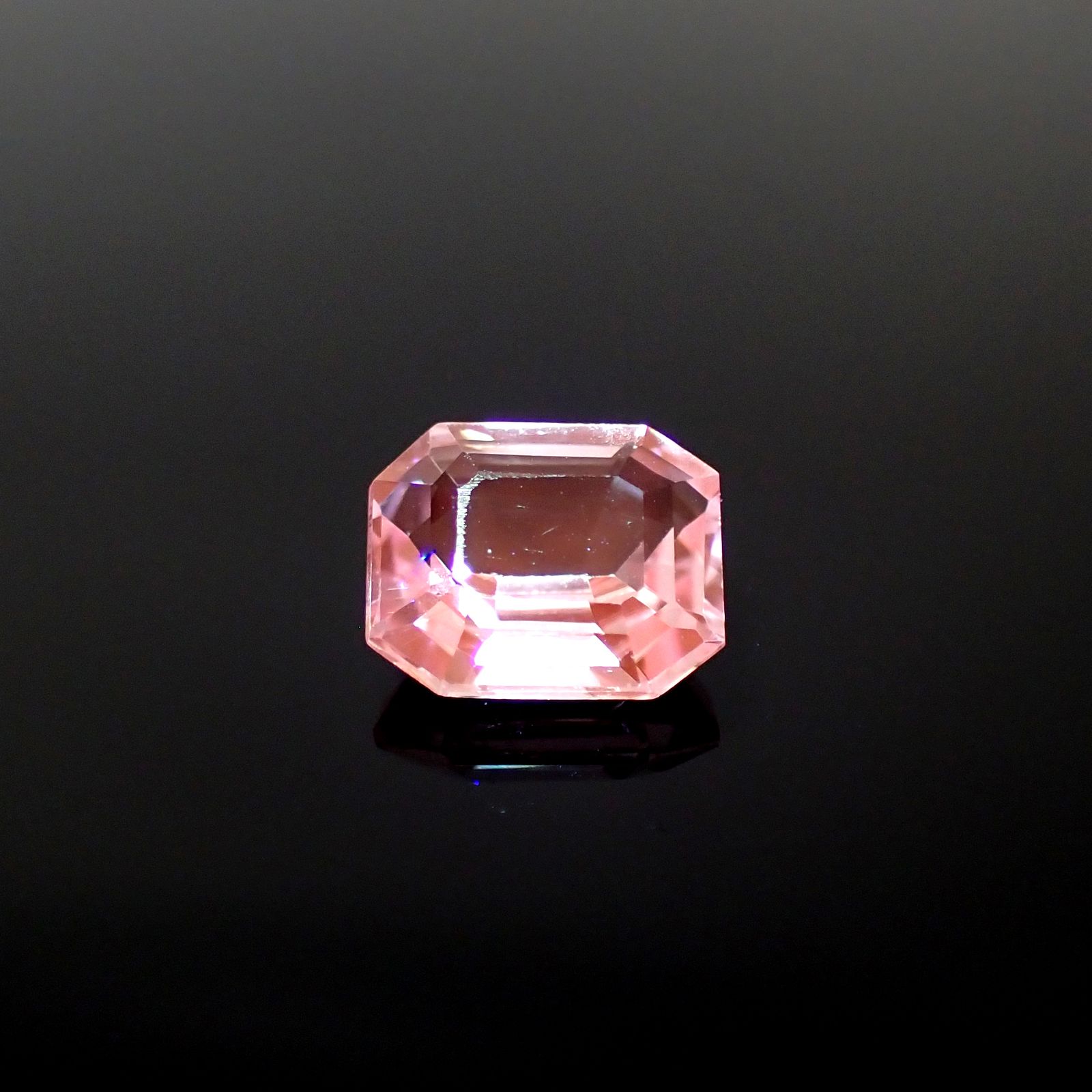 クンツァイト アフガニスタン産 3.27ct[230722931]9.9x8.3mm前後