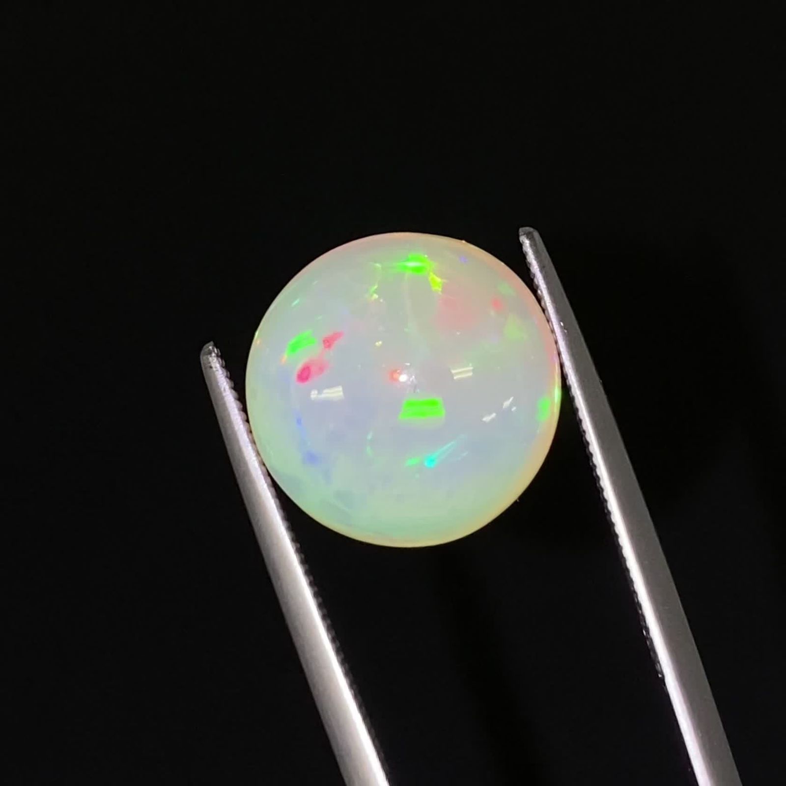 ハニカムオパール エチオピア産 5.38ct / 13.4x13.4mm前後 [240427149