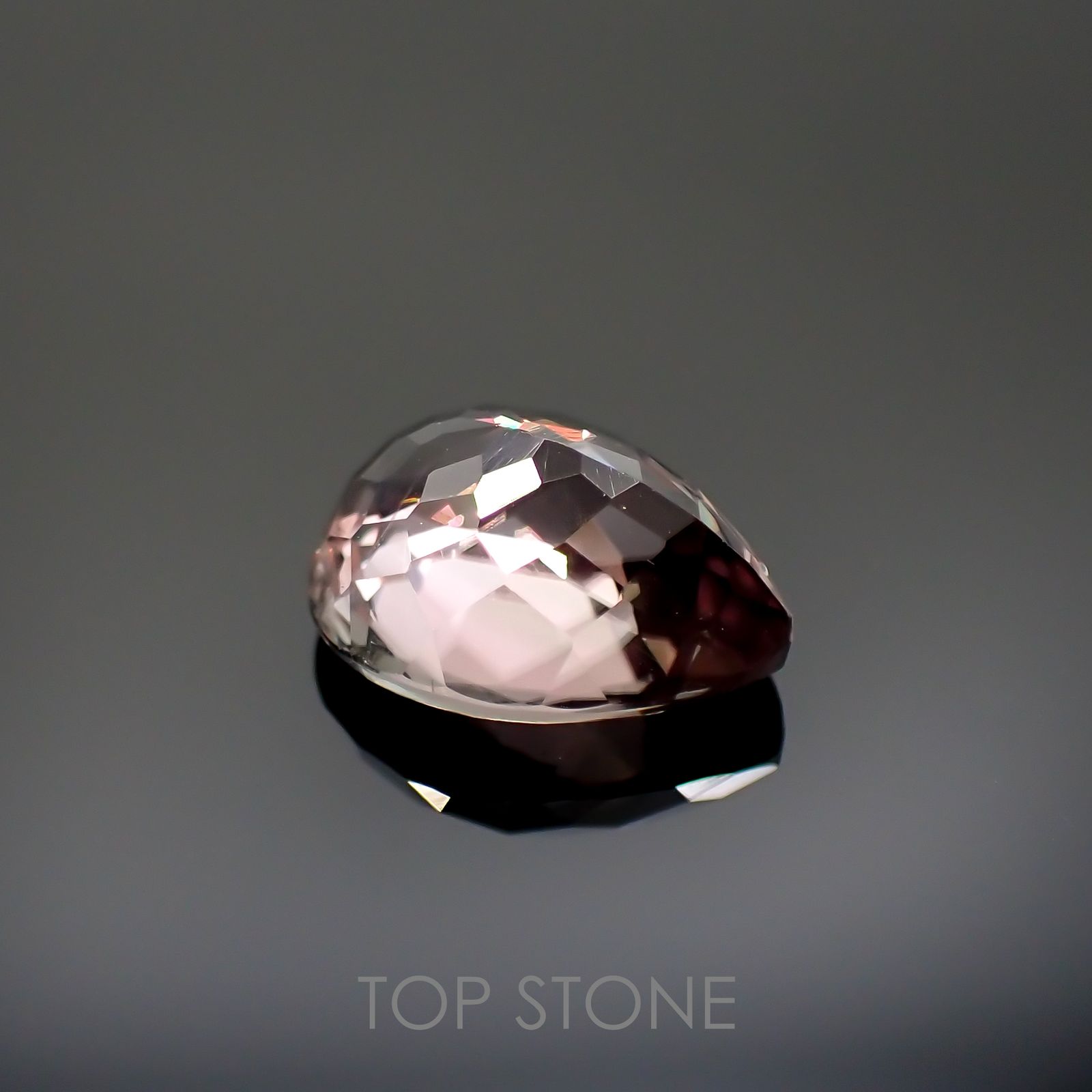 ピンクダイアスポア(宝石名ダイアスポア カラーチェンジ・タイプ) アフガニスタン産 2.863ct ソ付(彩珠)[21019210]10.1×7.7mm前後
