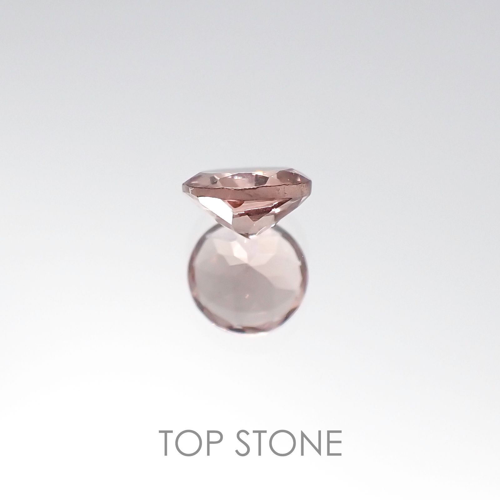 カラーチェンジマラヤガーネット(宝石名ガーネット) タンザニア・マヘンゲ産 0.50ct 識別済[20096098]4.9×4.8mm前後